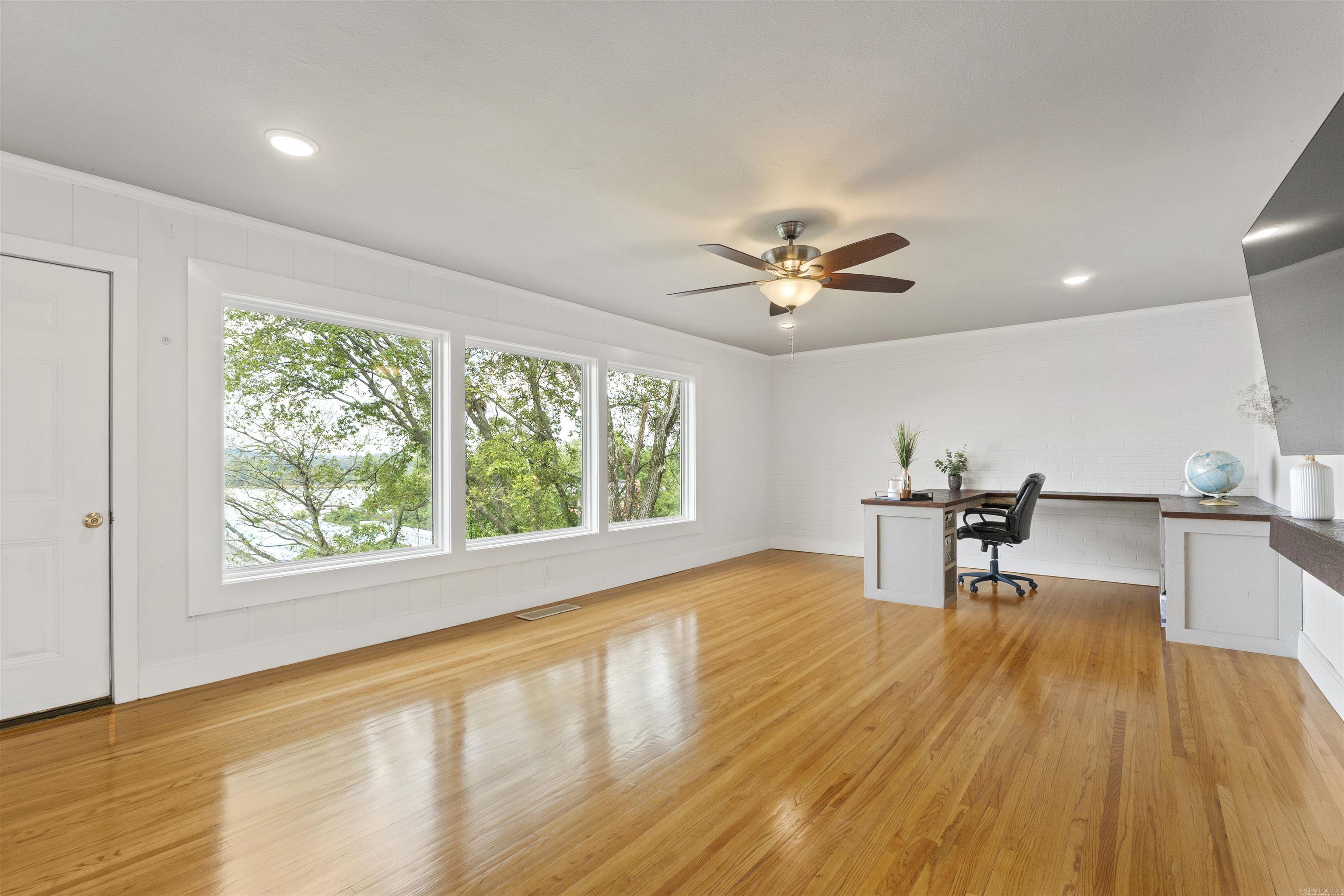 2012 Riverview Dr  Little Rock, AR