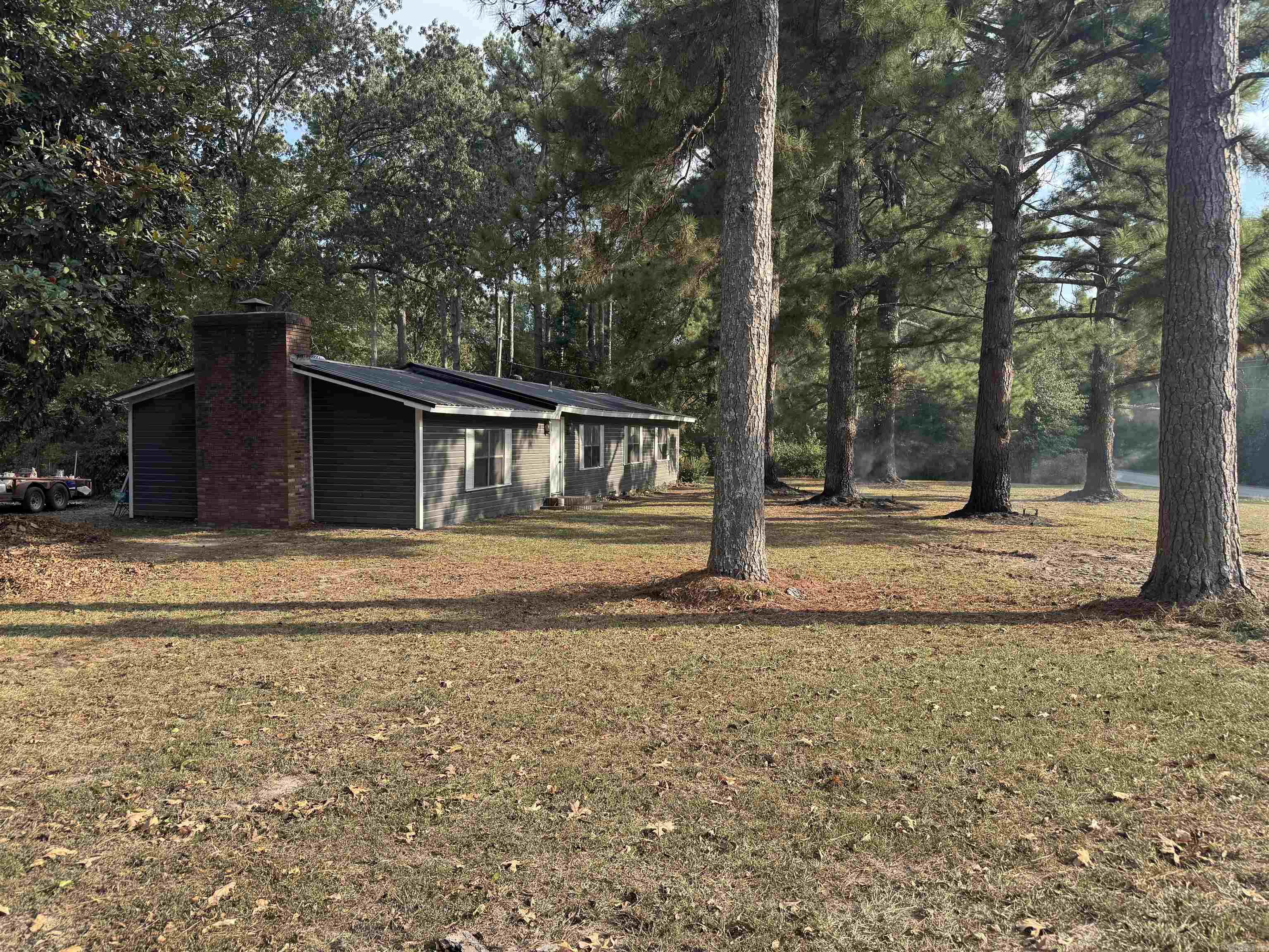 5507 Middle Warren  Pine Bluff, AR