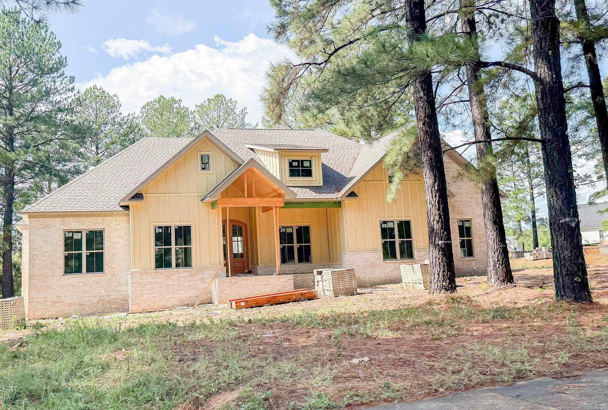 4685 College  Conway, AR