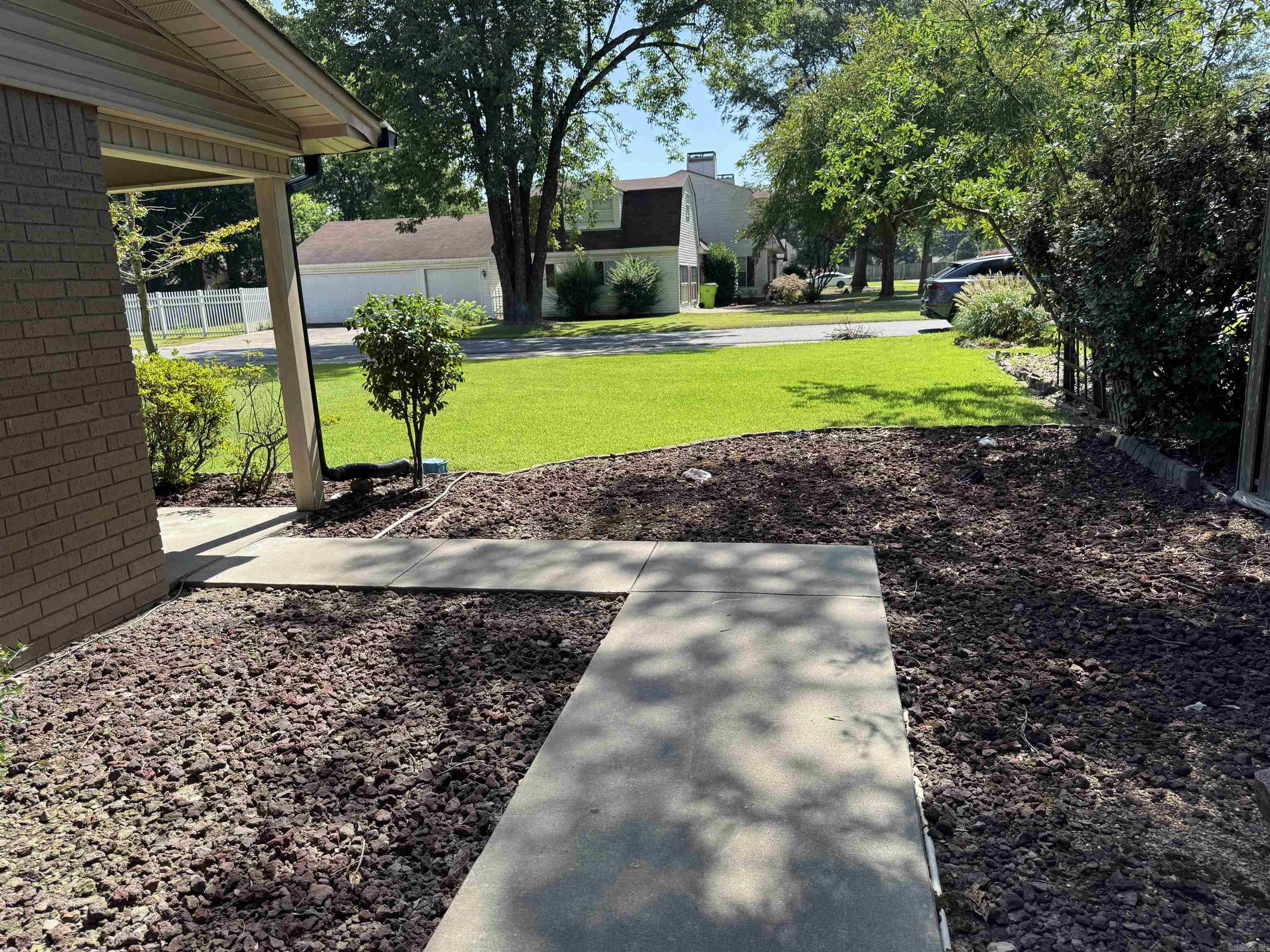 1012 S Leslie  Stuttgart, AR