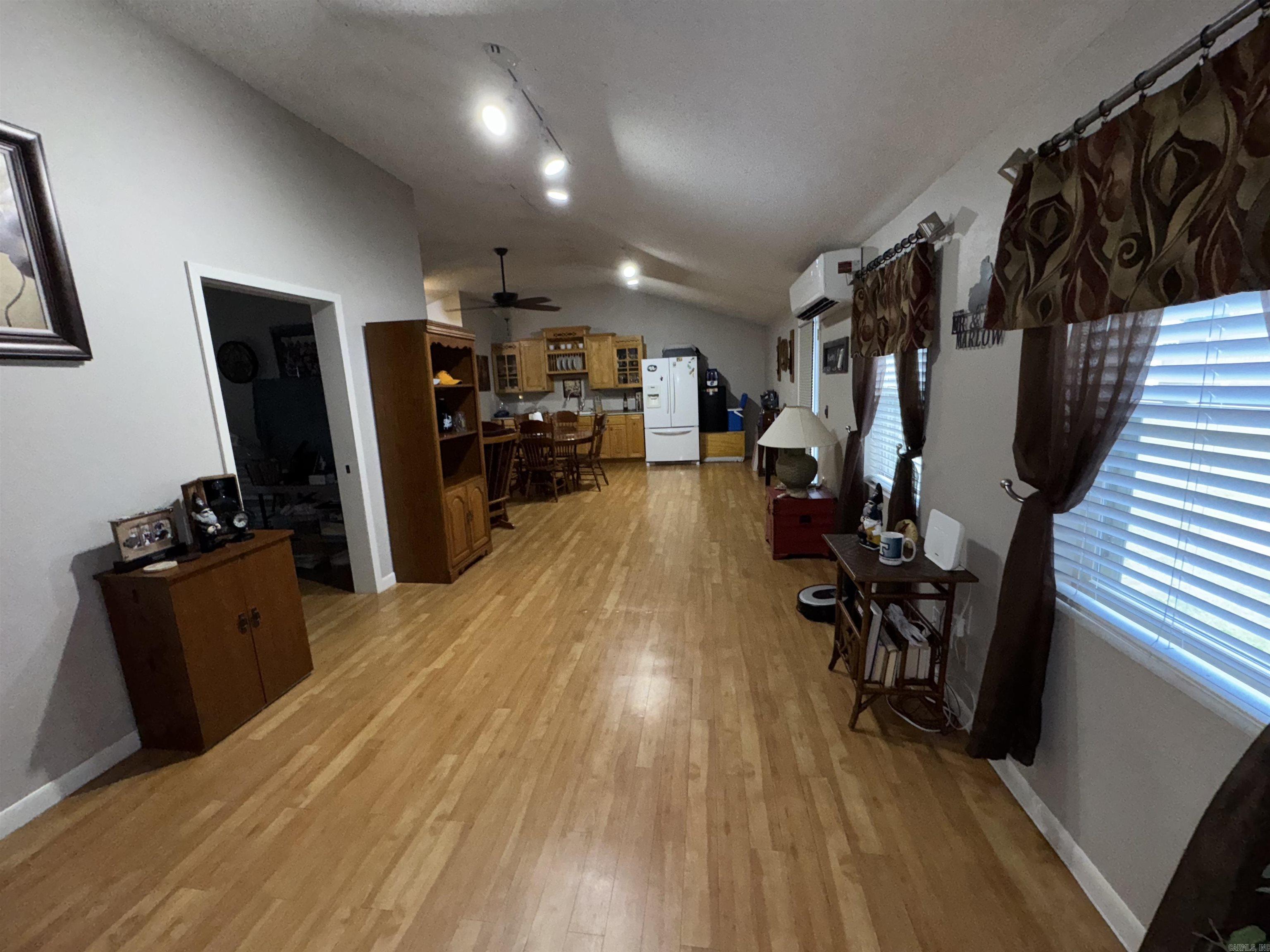 1012 S Leslie  Stuttgart, AR