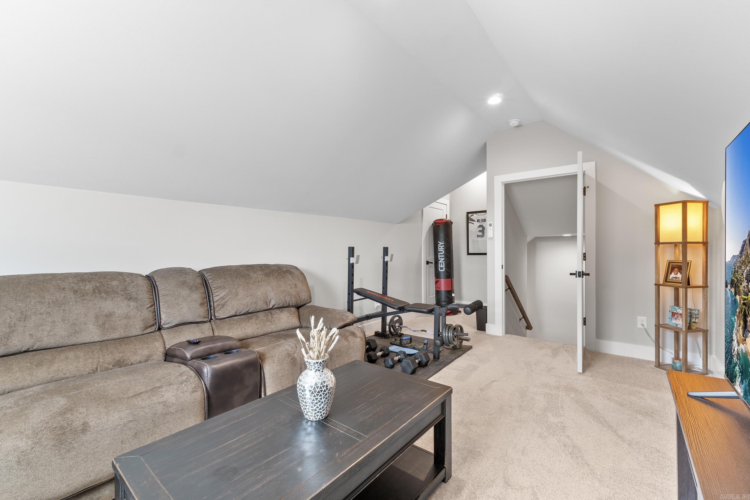 7717 S Shoreline  Benton, AR