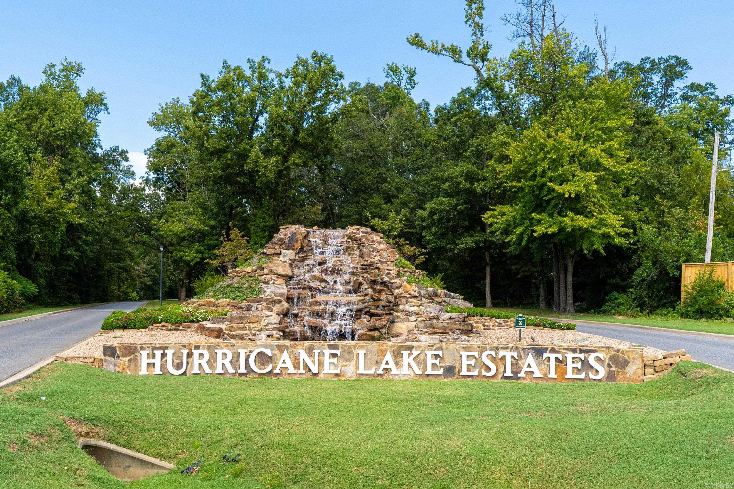 7717 S Shoreline  Benton, AR