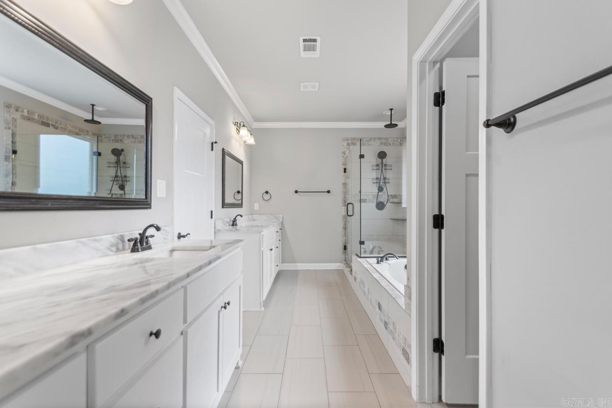 11357 Zuber  Alexander, AR