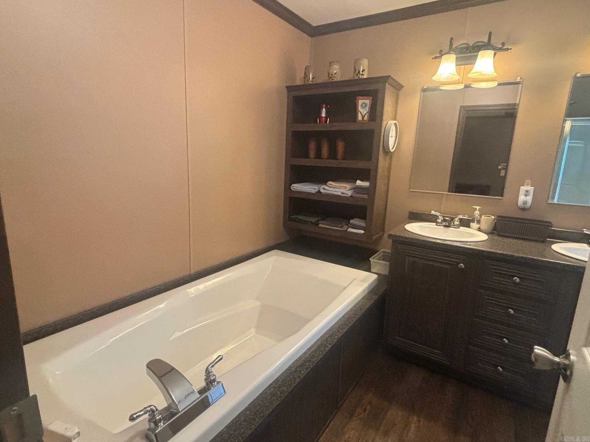 772 Lakehall Road  Lake Village, AR
