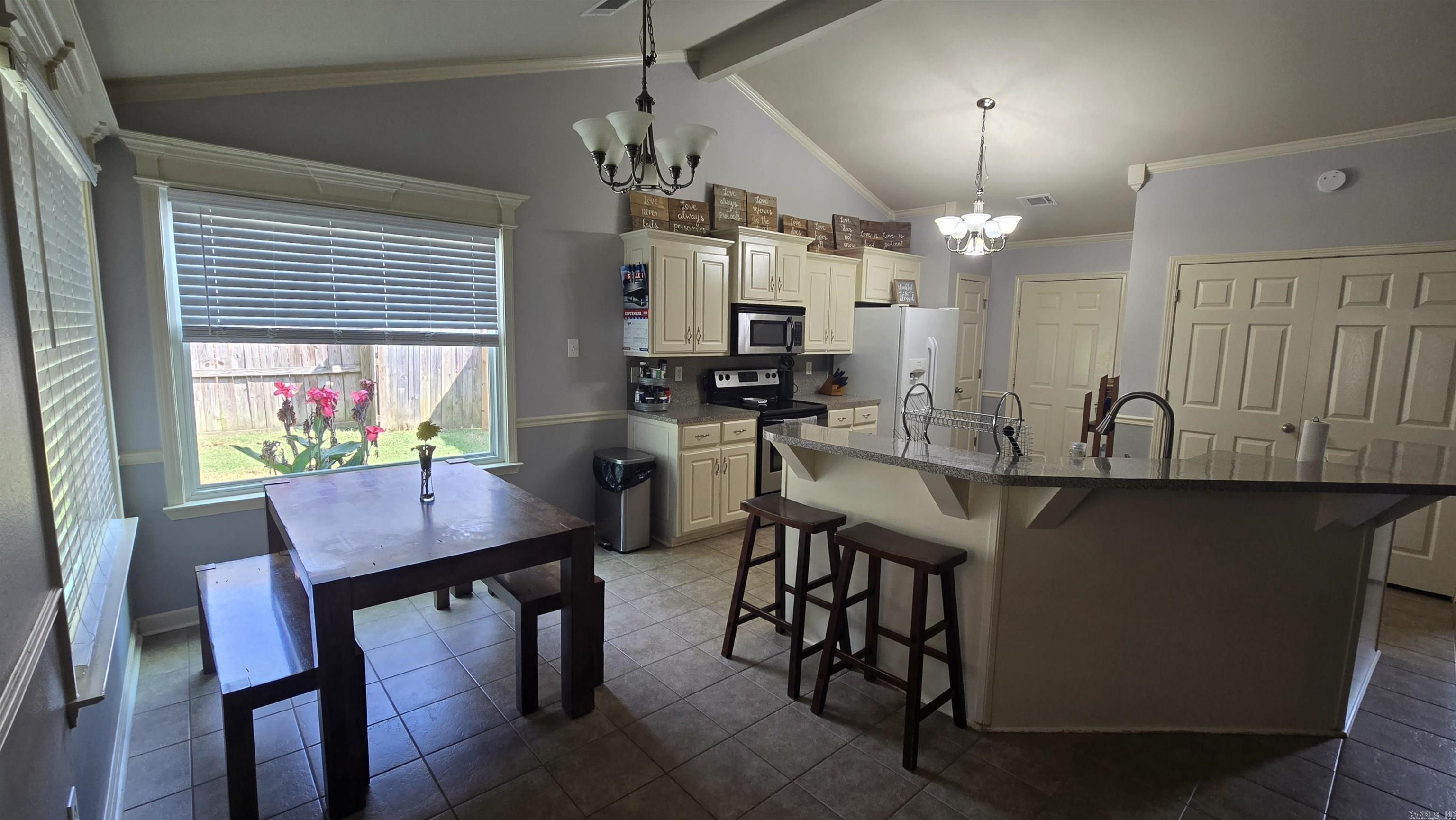 18 Farrah Dr.  Ward, AR