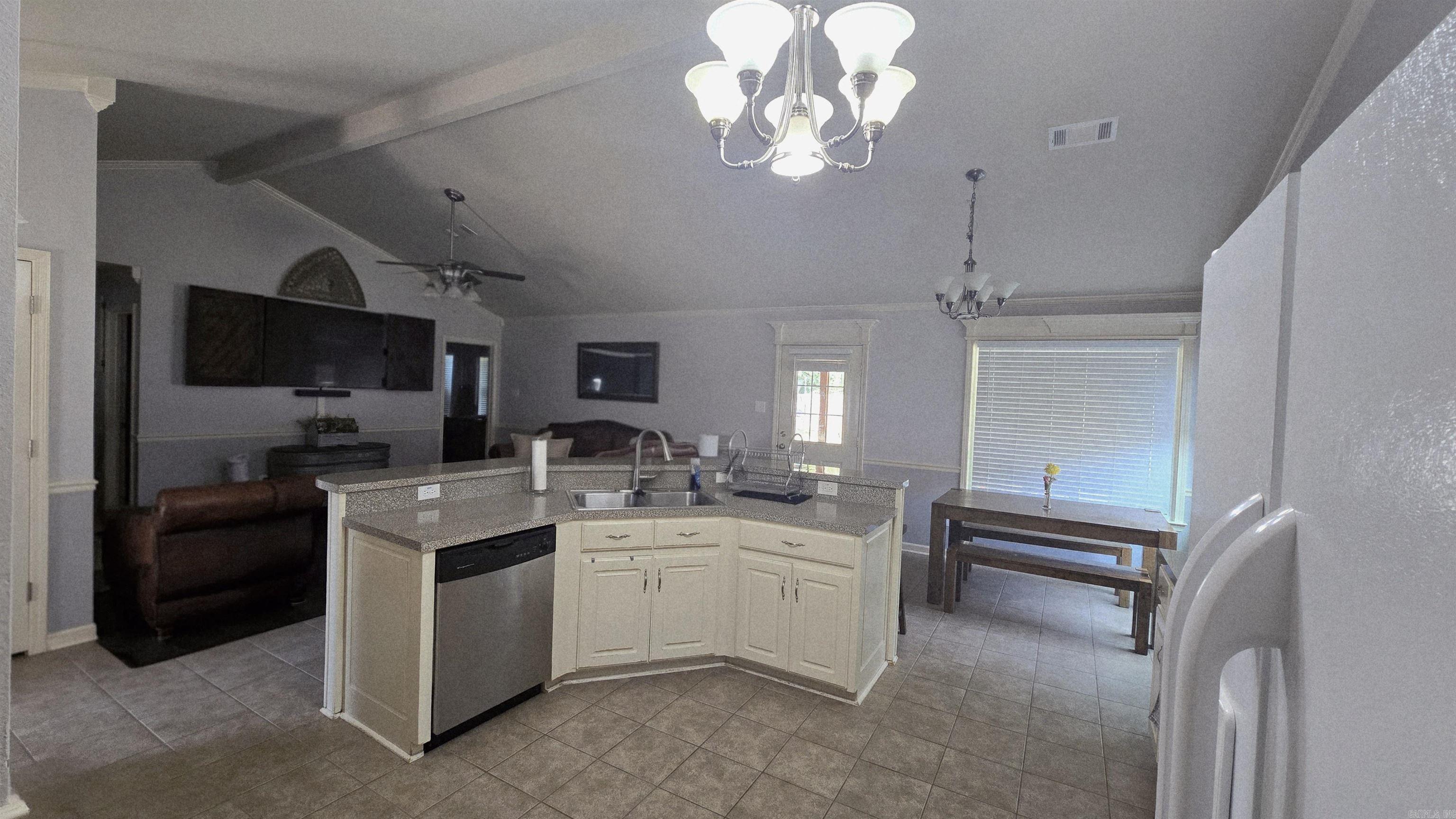 18 Farrah Dr.  Ward, AR