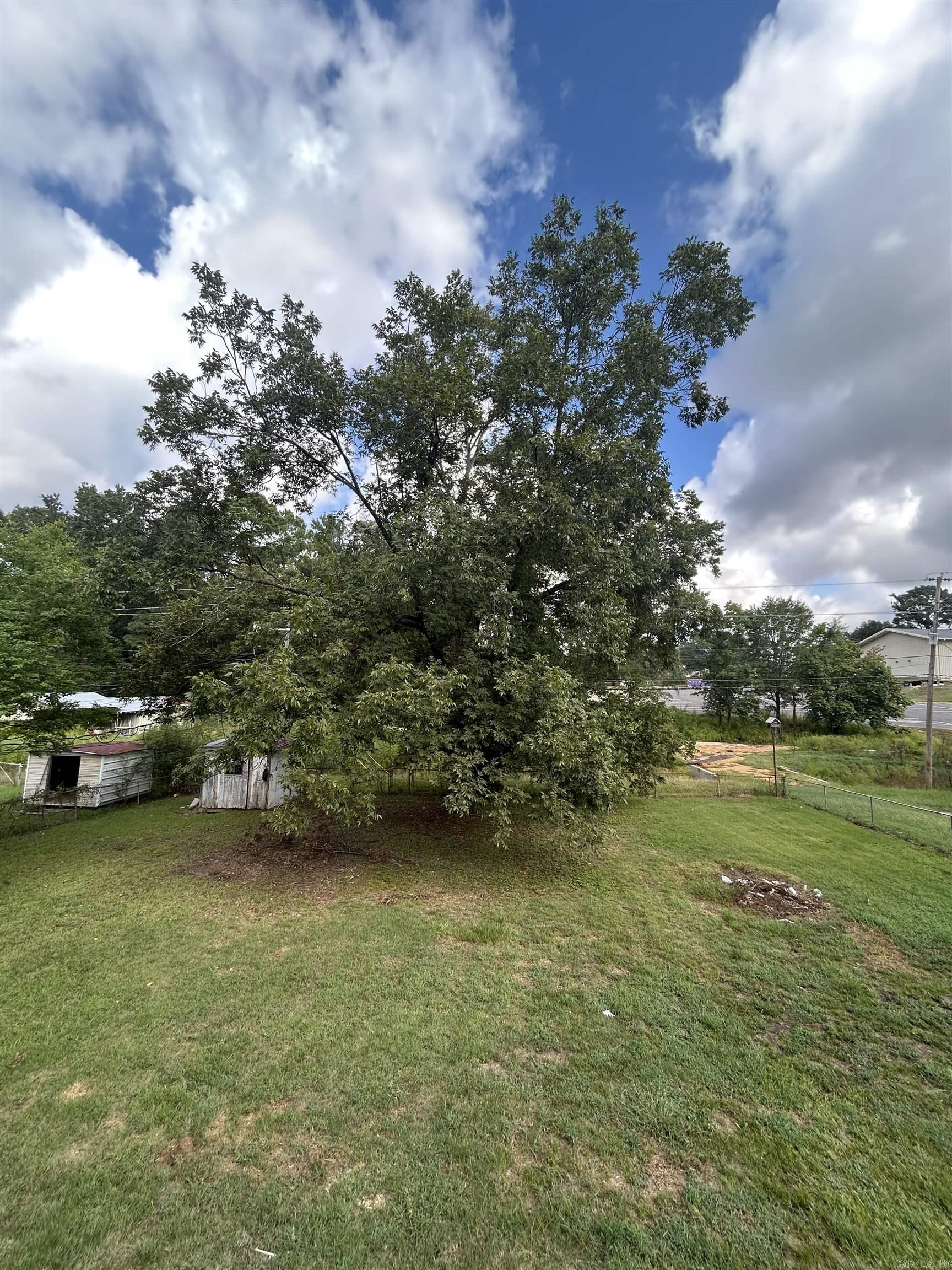 910 W 8Th St  El Dorado, AR