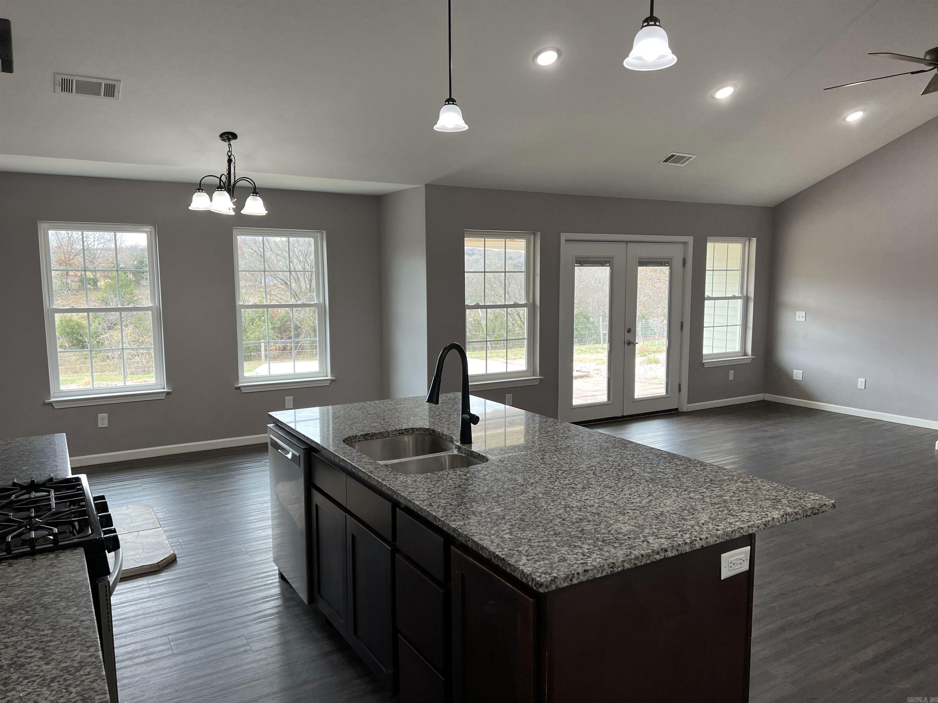 307 Whitetail Drive Harrison, AR 72601