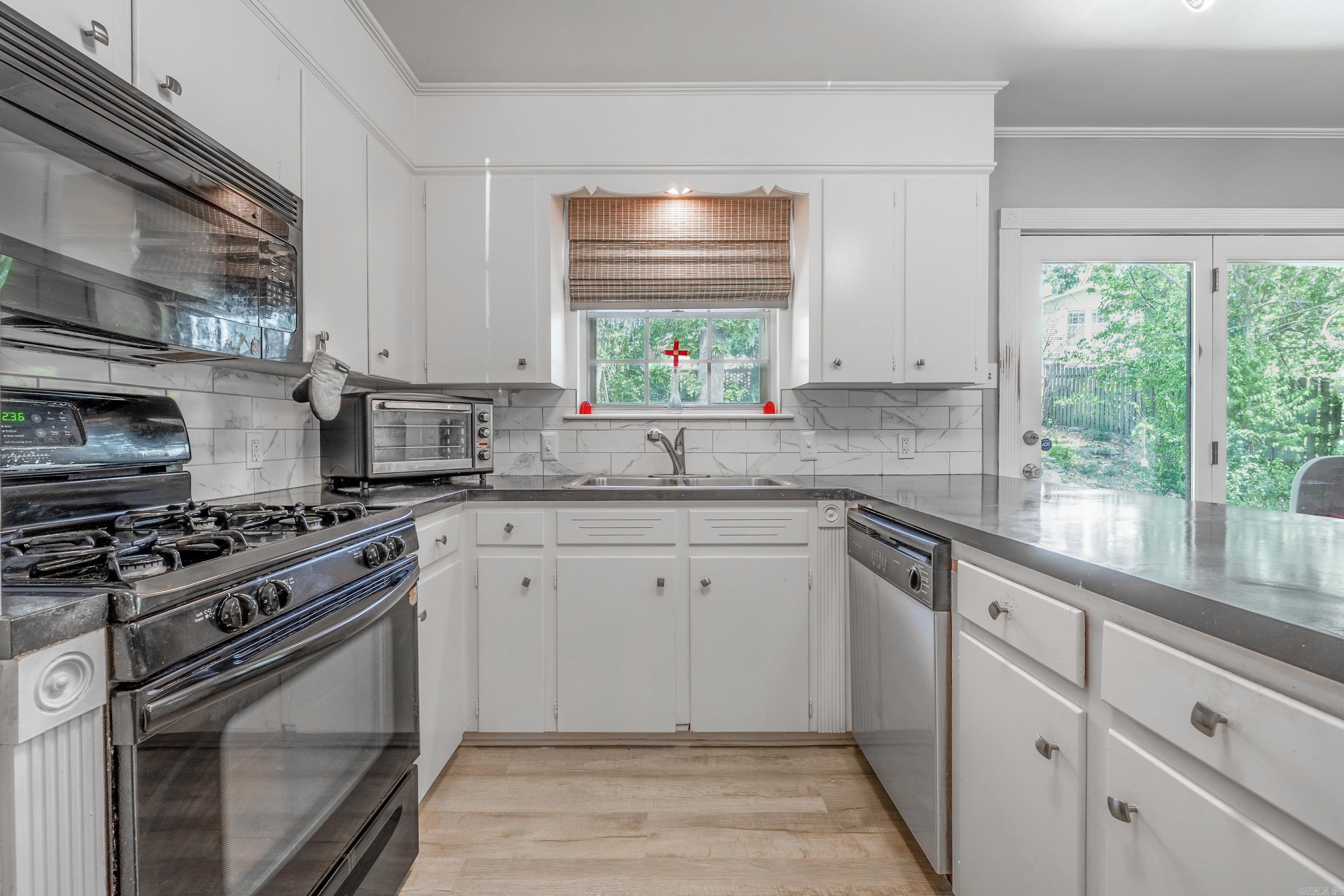 22 Nob Hill  Little Rock, AR