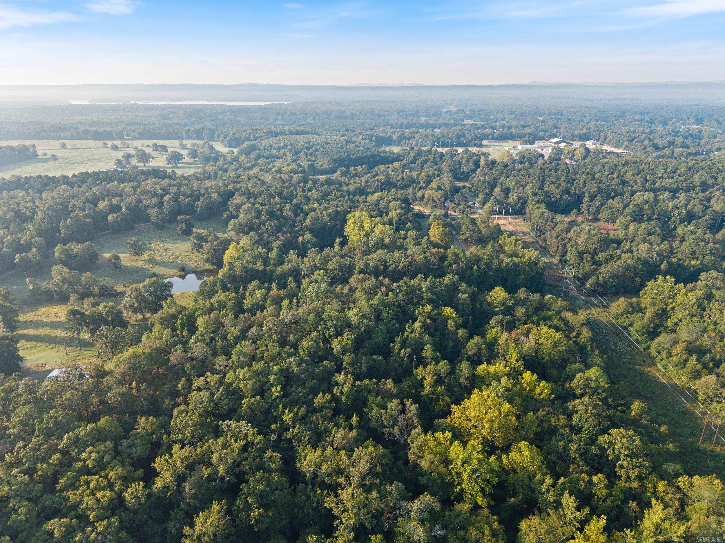 750 Mountain Road  Perryville, AR
