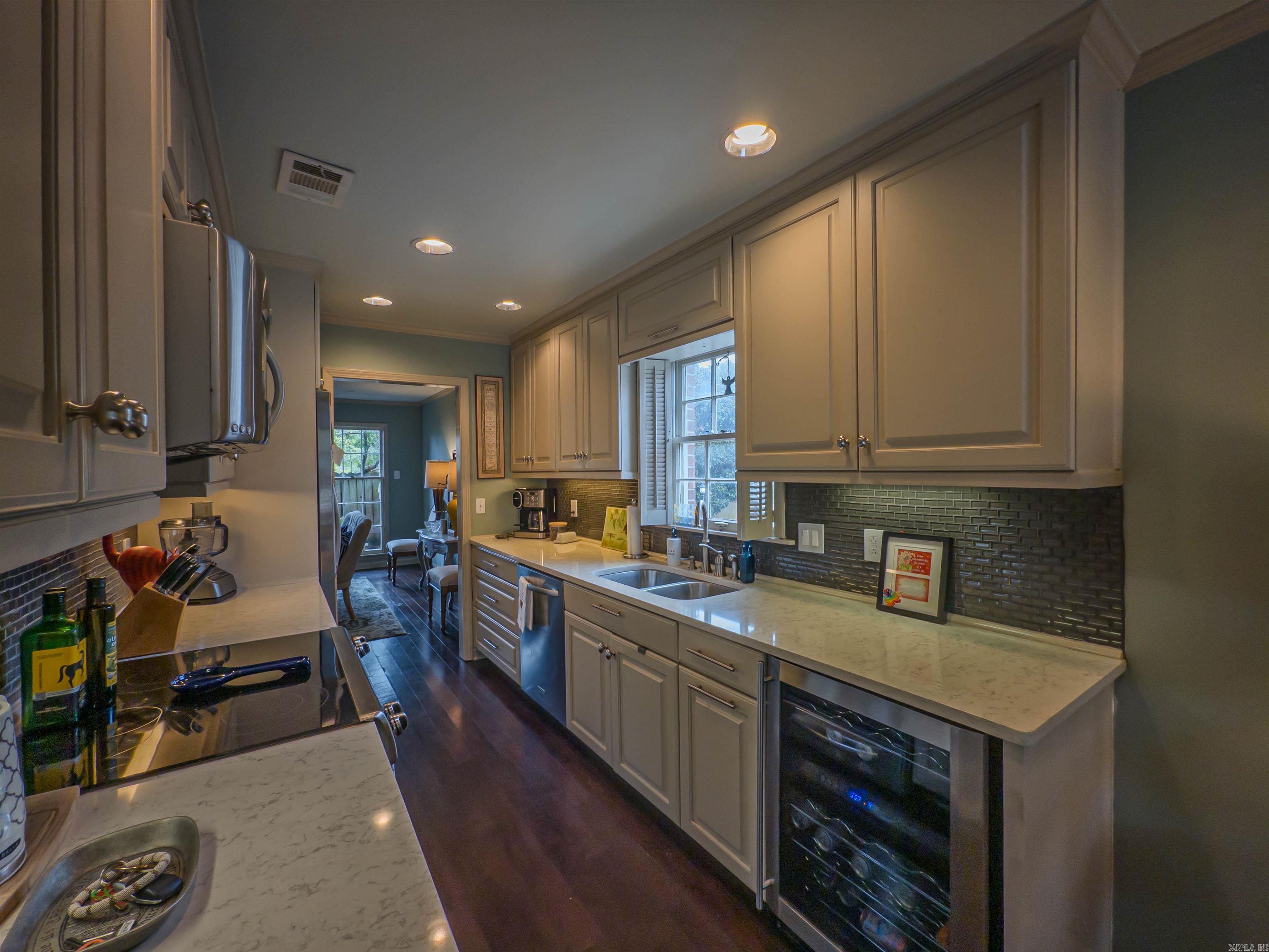 2805 Foxcroft Rd Apt 304  Little Rock, AR