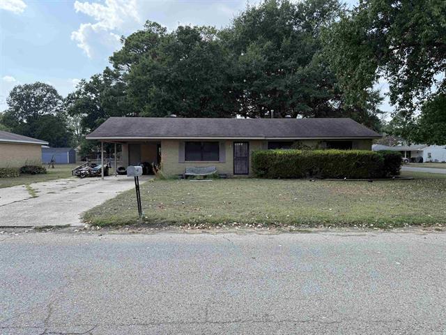 201  Hall  Bay, AR