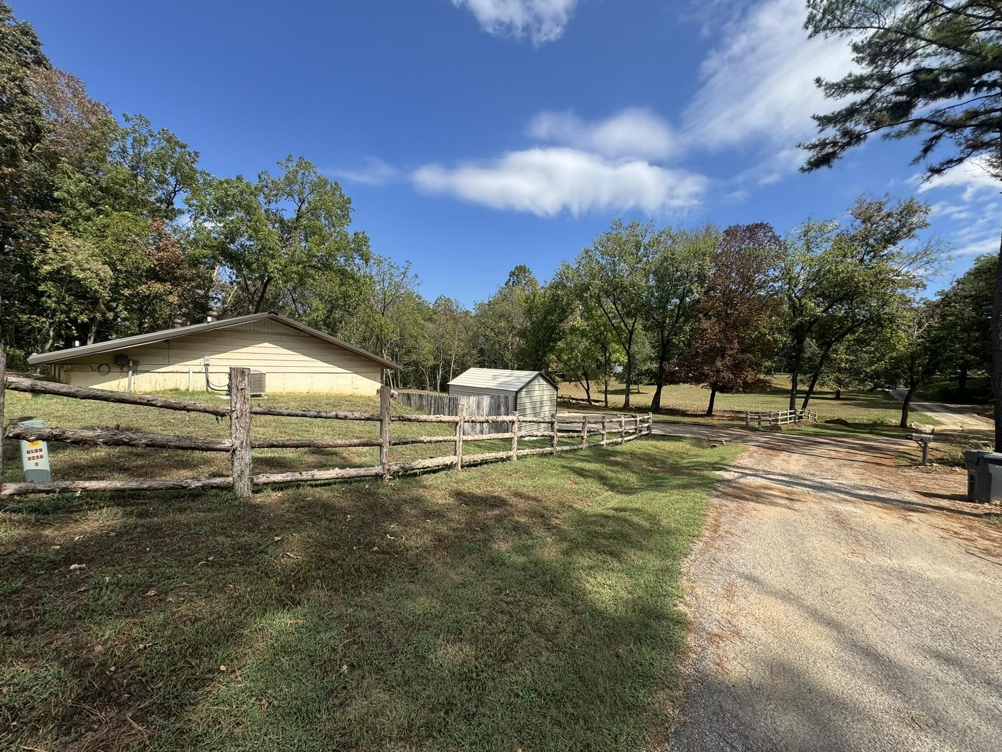 14 Barber  Hardy, AR