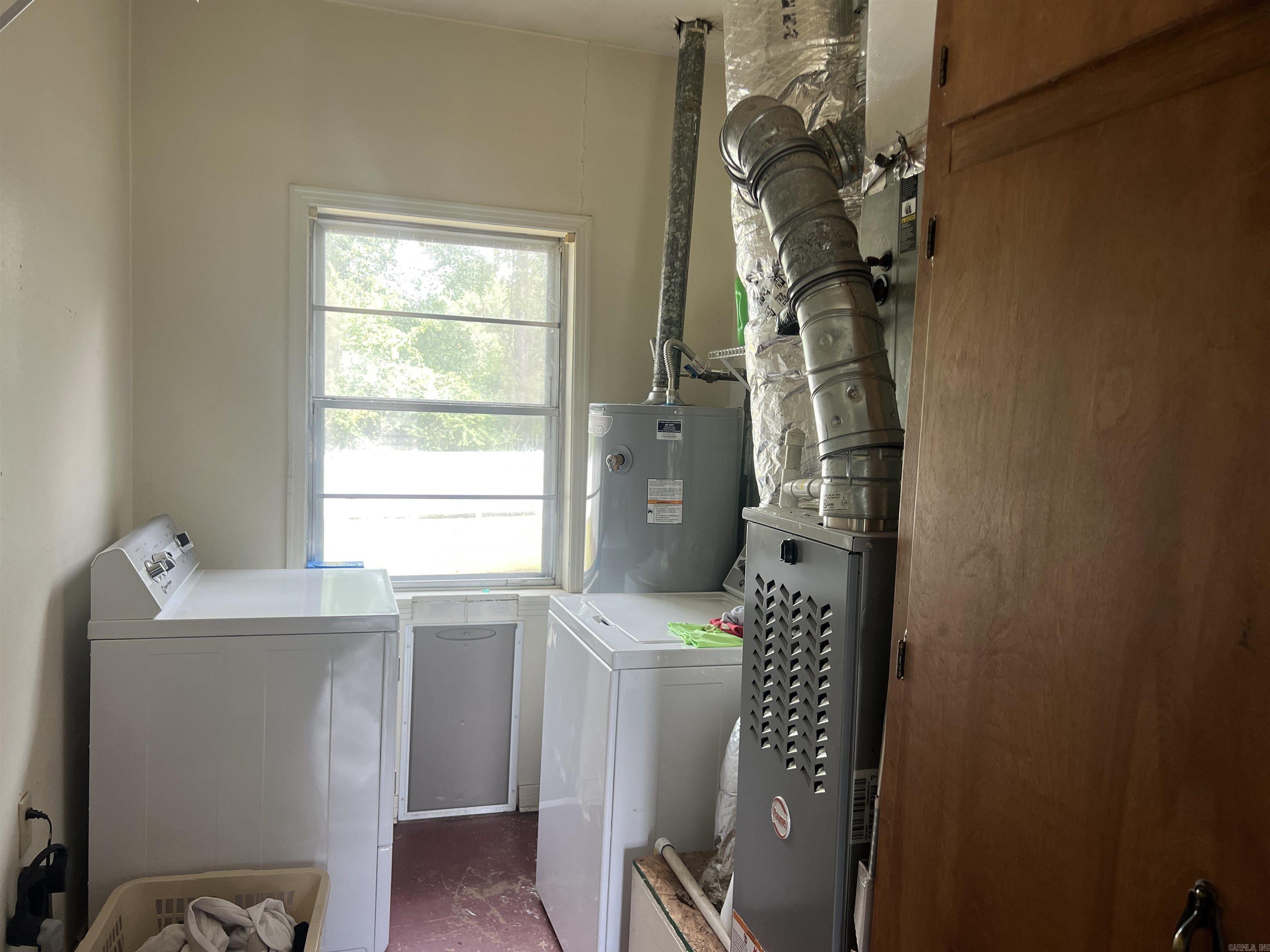 201 E Wiley  Star City, AR