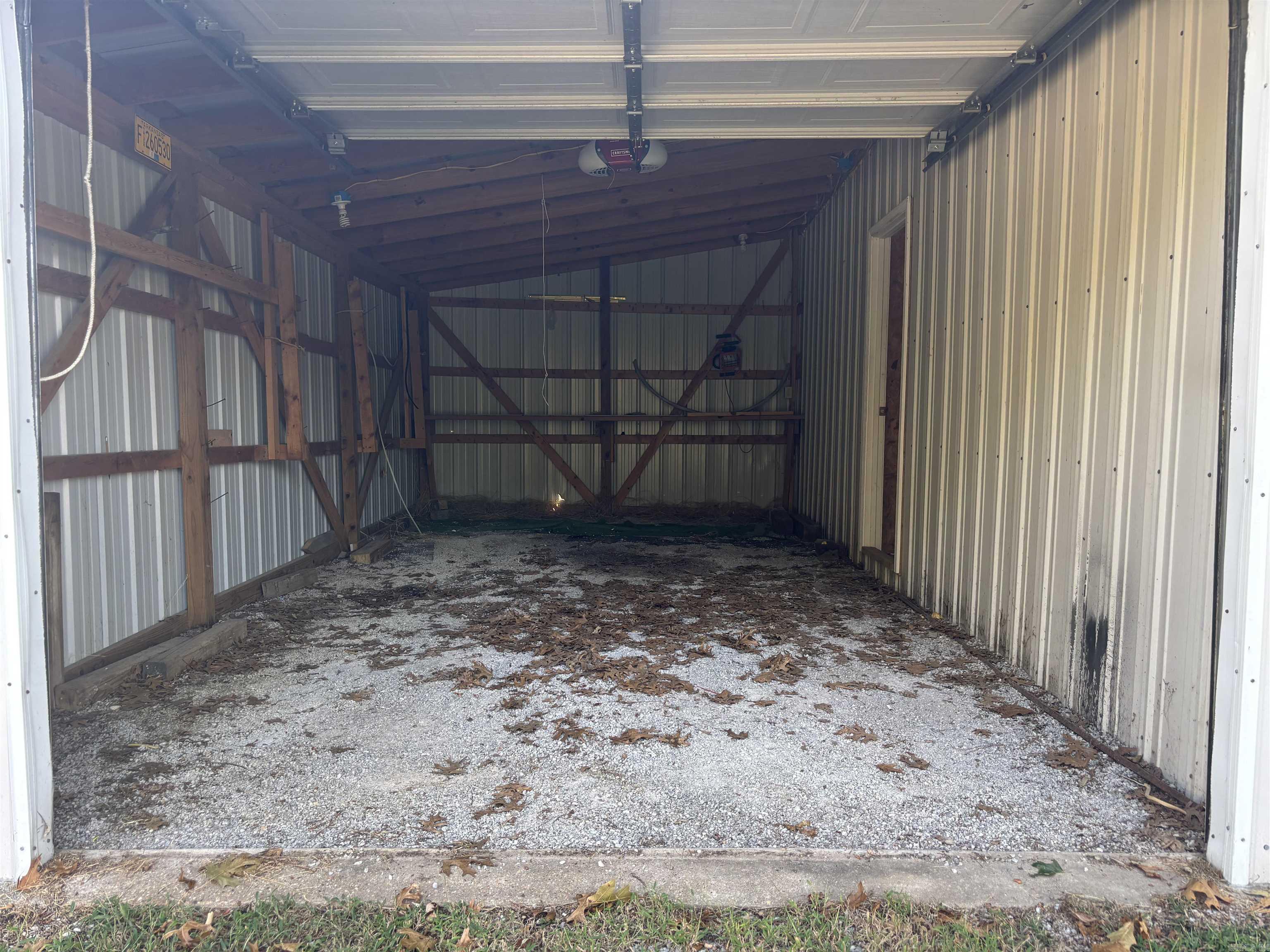 112 E 7TH  Newark, AR