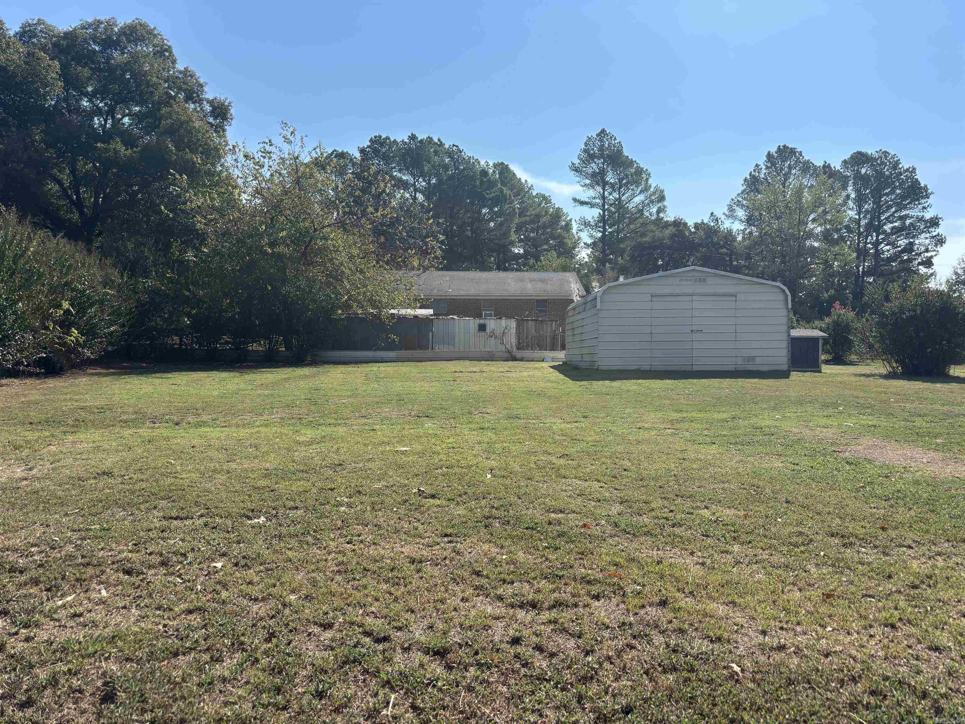 112 E 7TH  Newark, AR