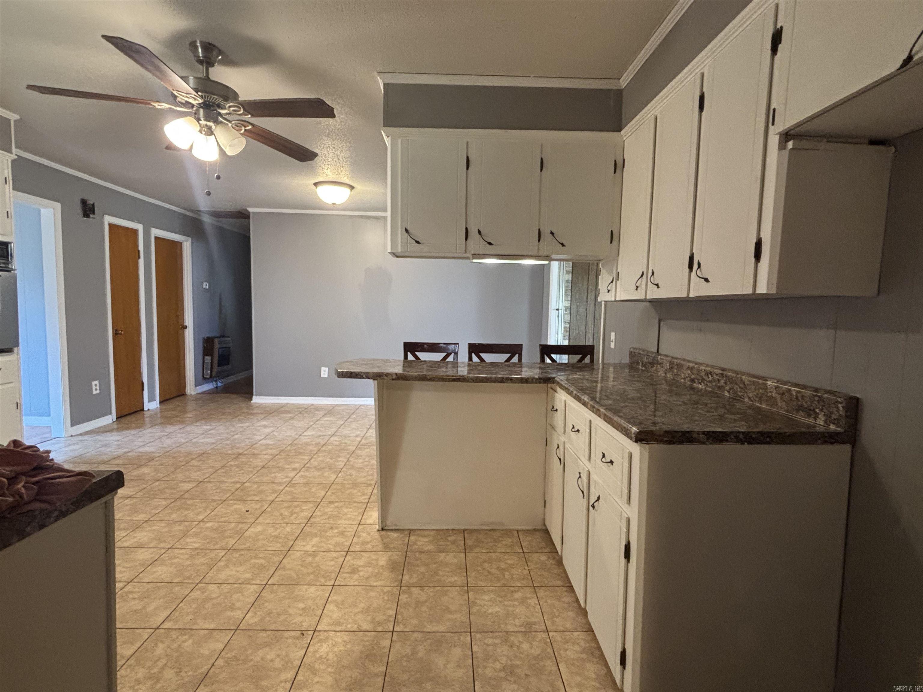 112 E 7TH  Newark, AR