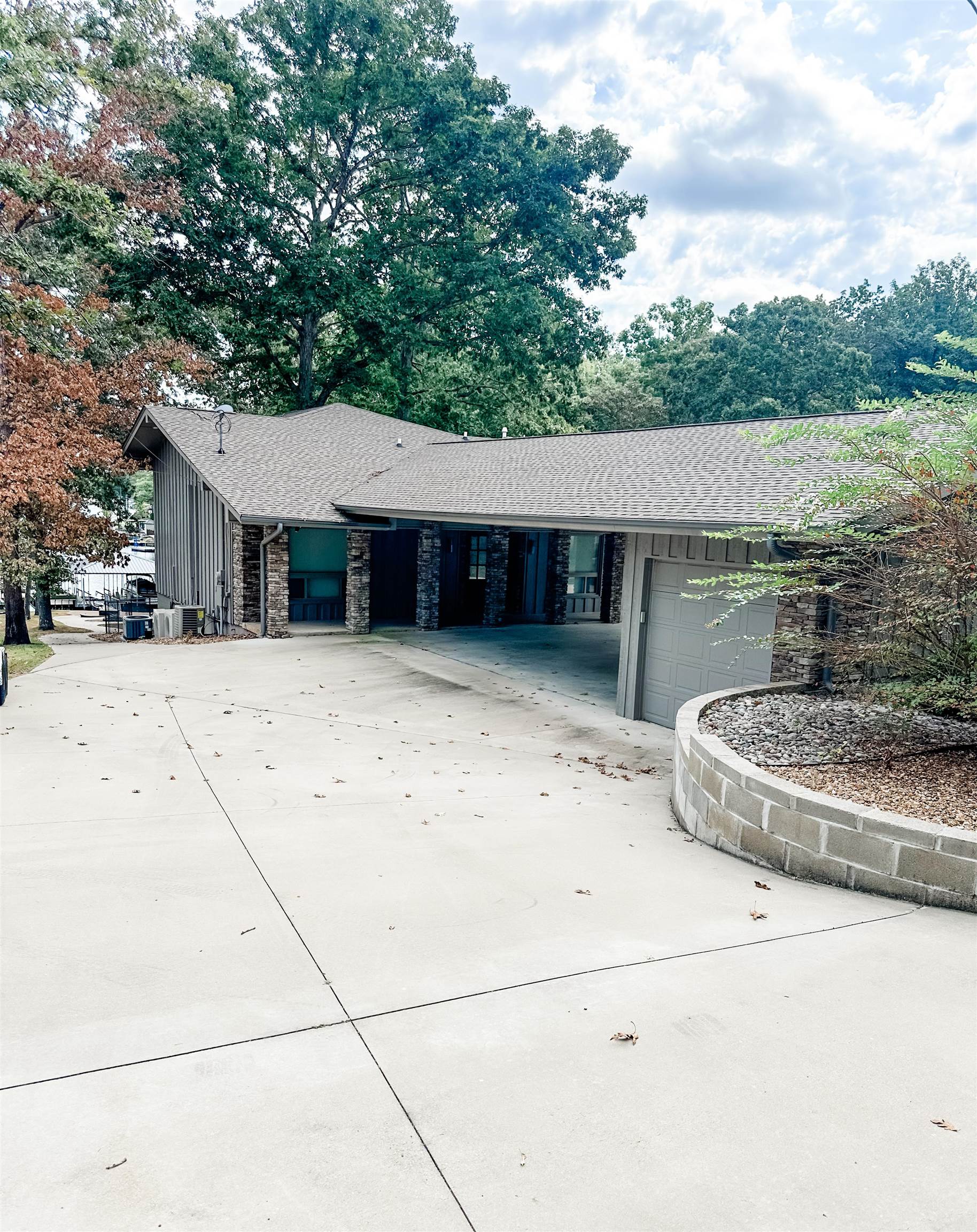 36 Winnebago Circle  Cherokee Village, AR
