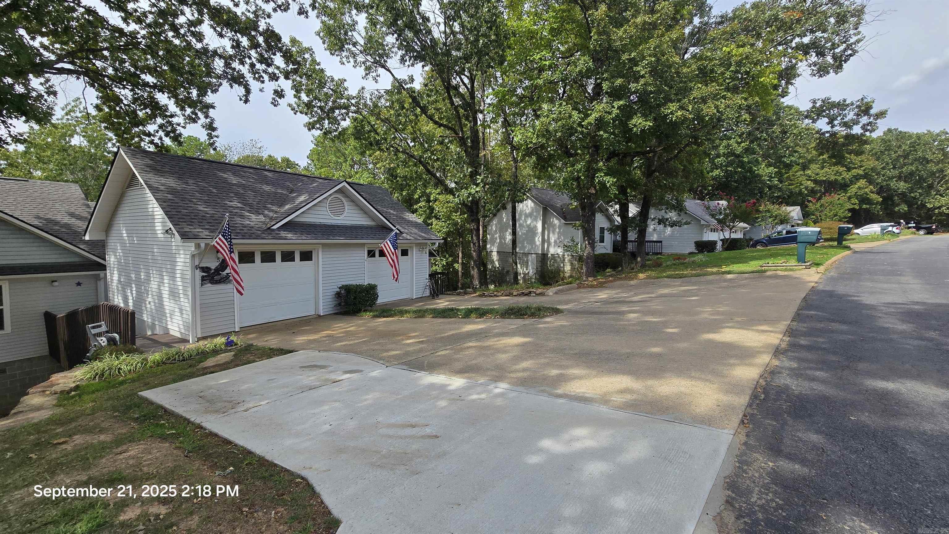 204 Maddox  Fairfield Bay, AR