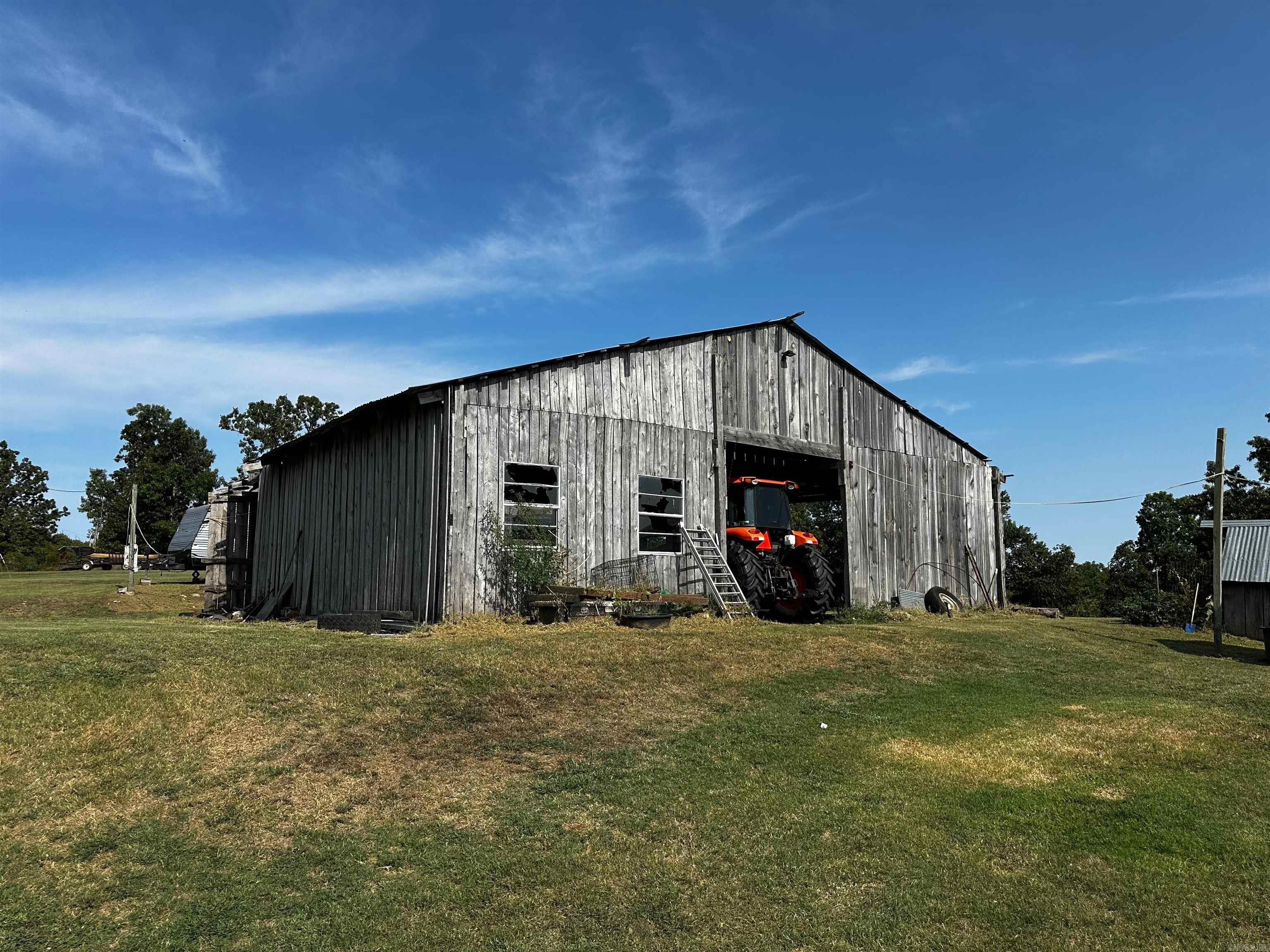 1807 Round Mountain  Marshall, AR