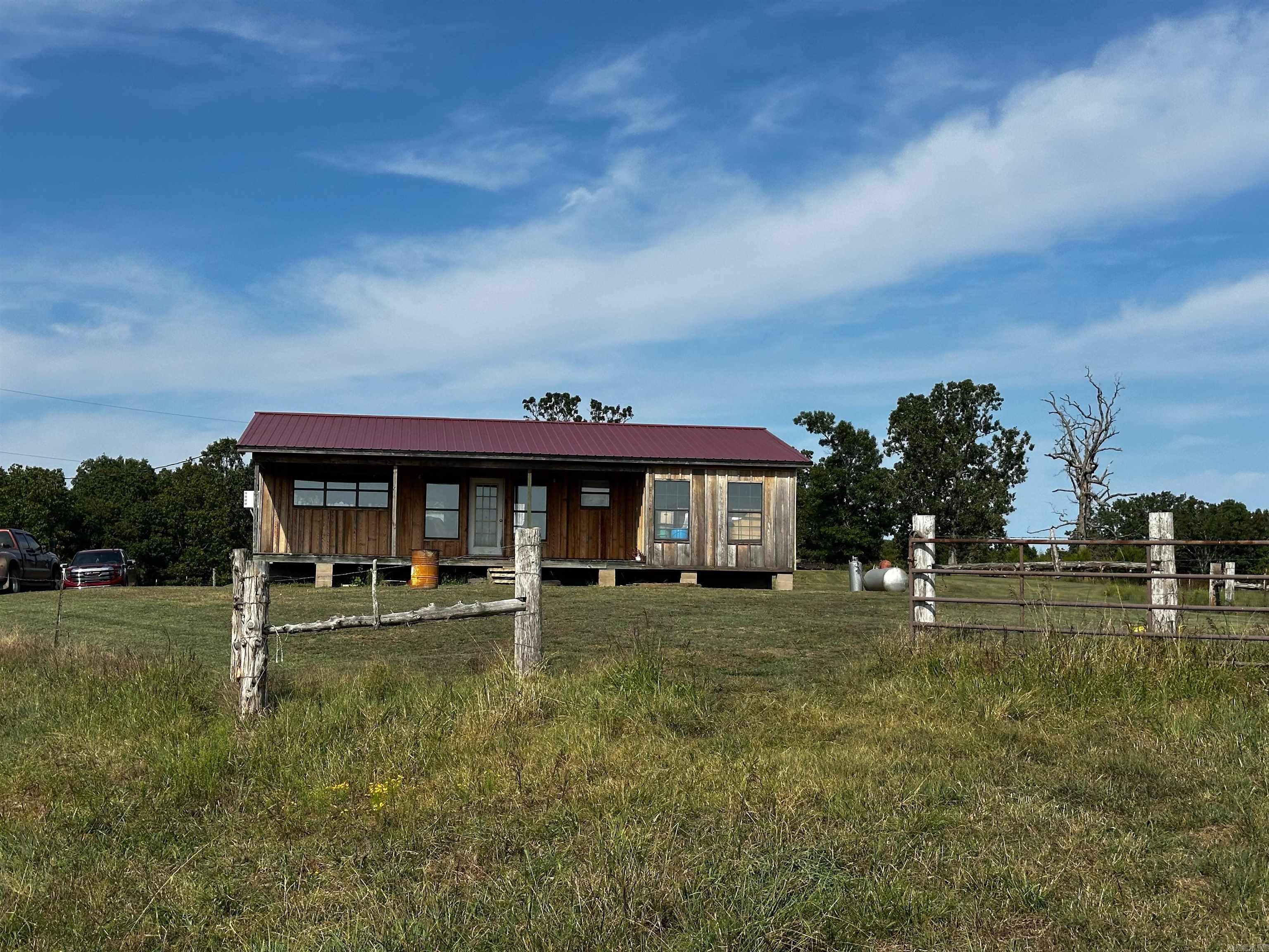 1807 Round Mountain  Marshall, AR