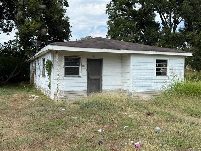 113 E CALHOUN  Luxora, AR