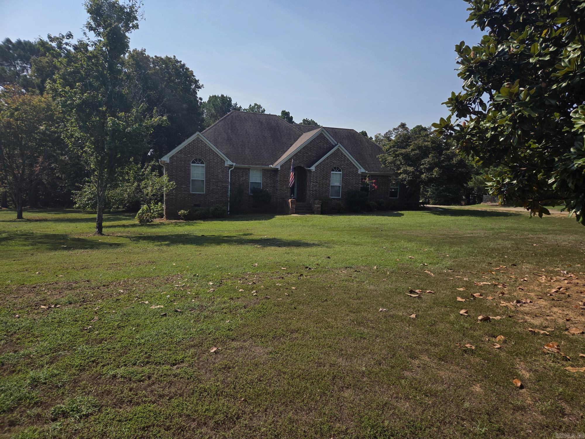 3001 W Country Club  Searcy, AR