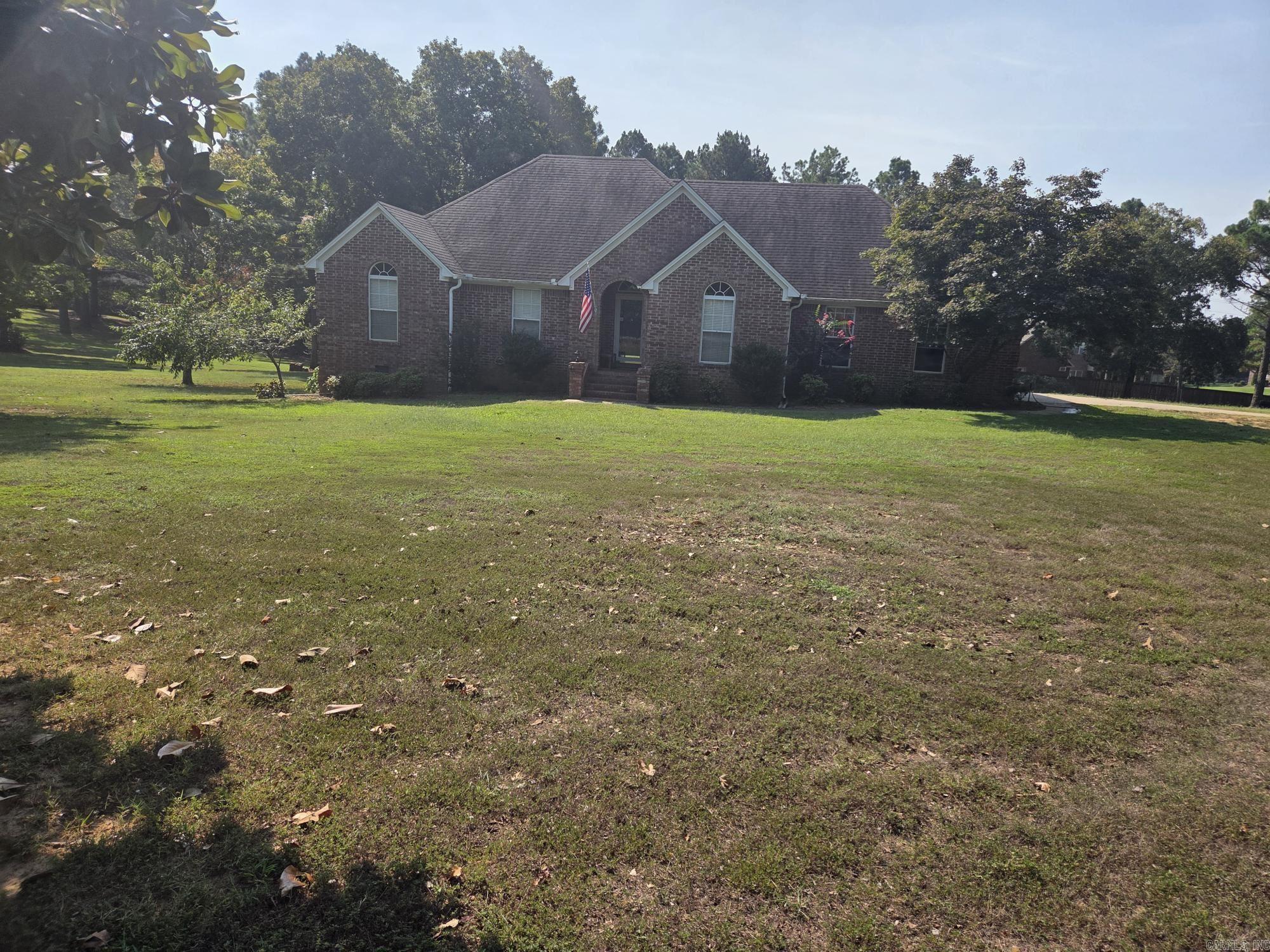 3001 W Country Club  Searcy, AR
