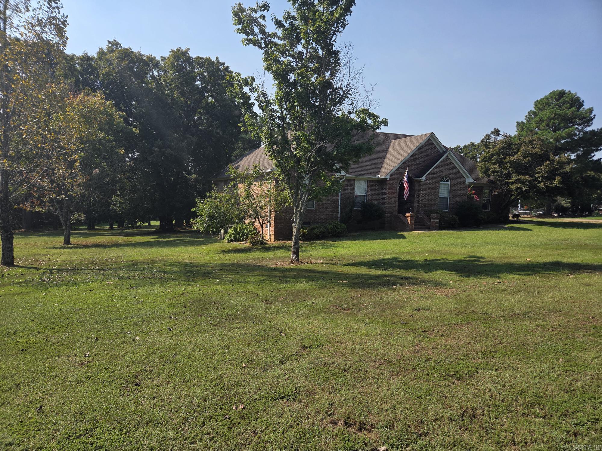 3001 W Country Club  Searcy, AR