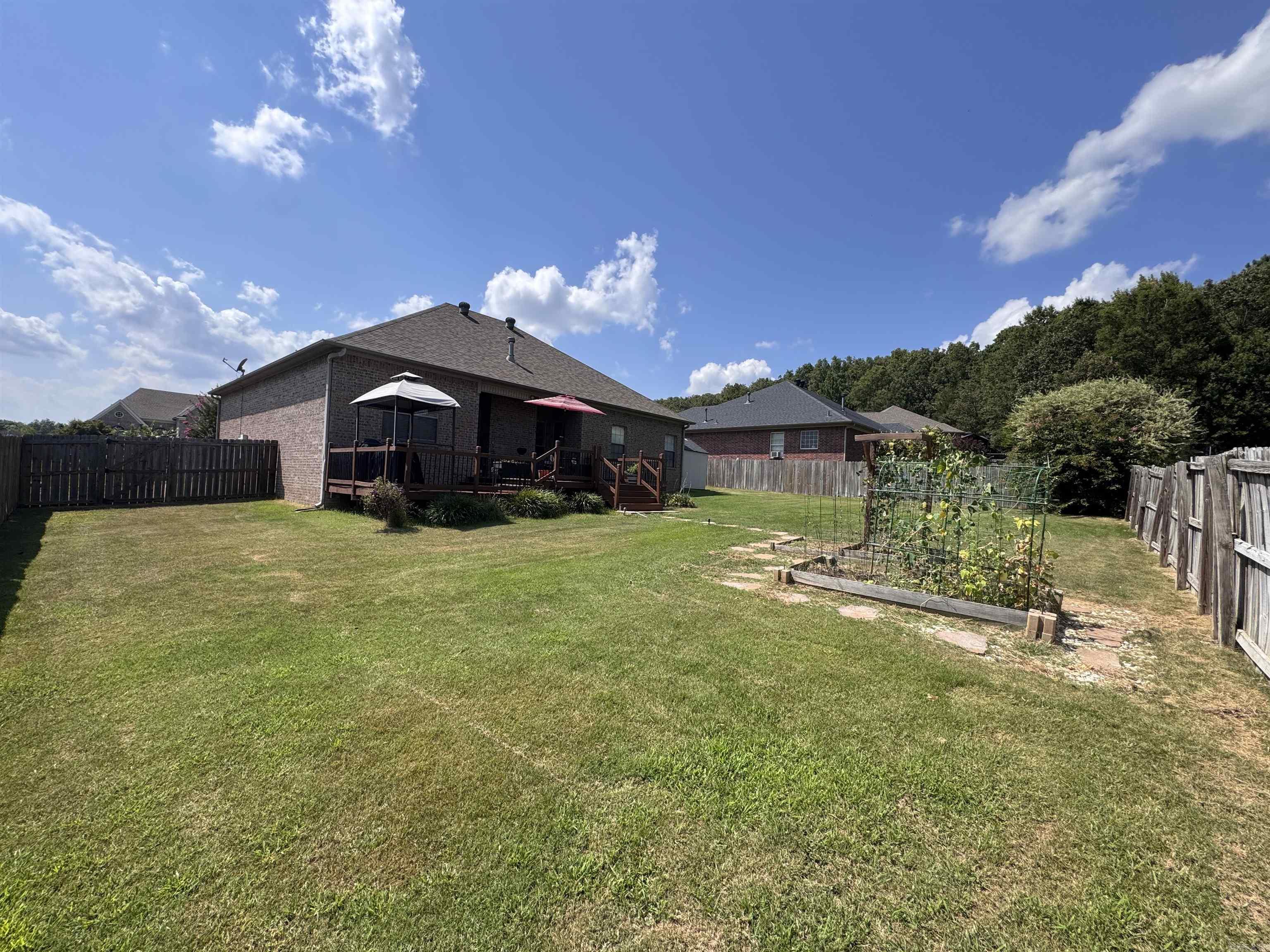 17 Emma  Cabot, AR