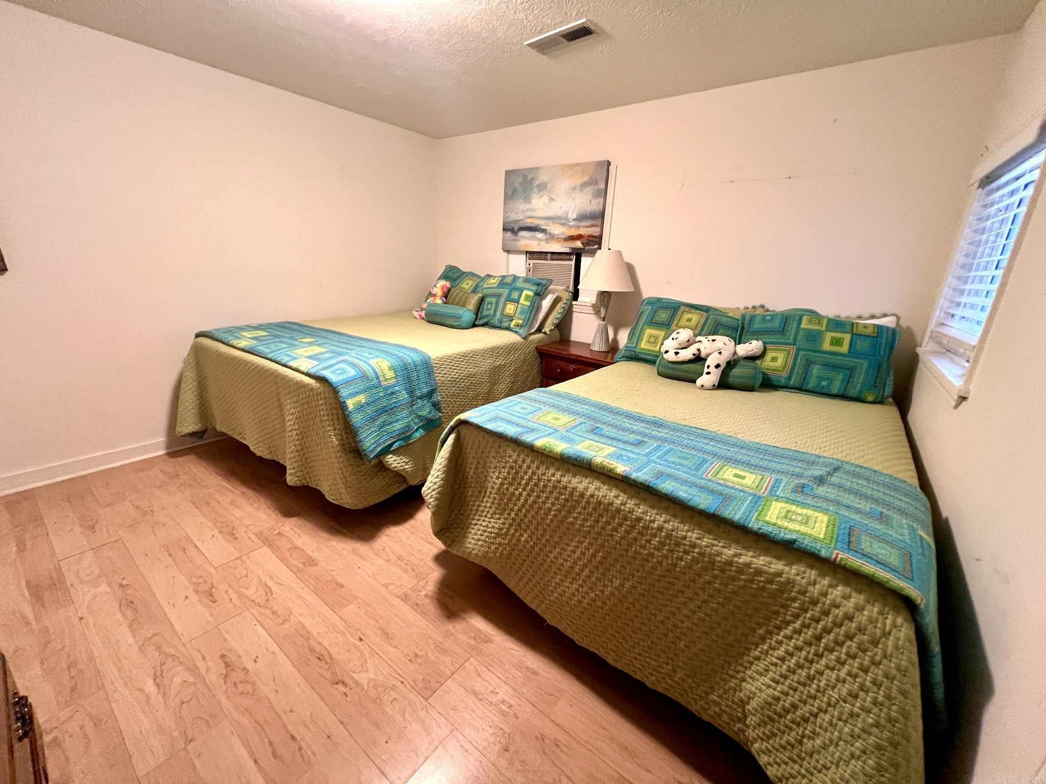 206 CR 137  Henderson, AR
