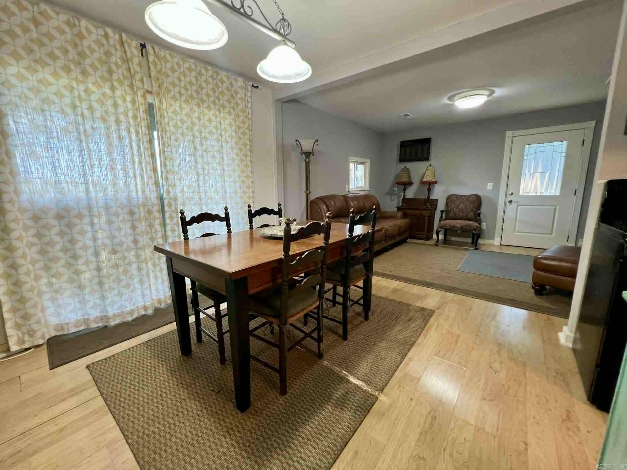 206 CR 137  Henderson, AR