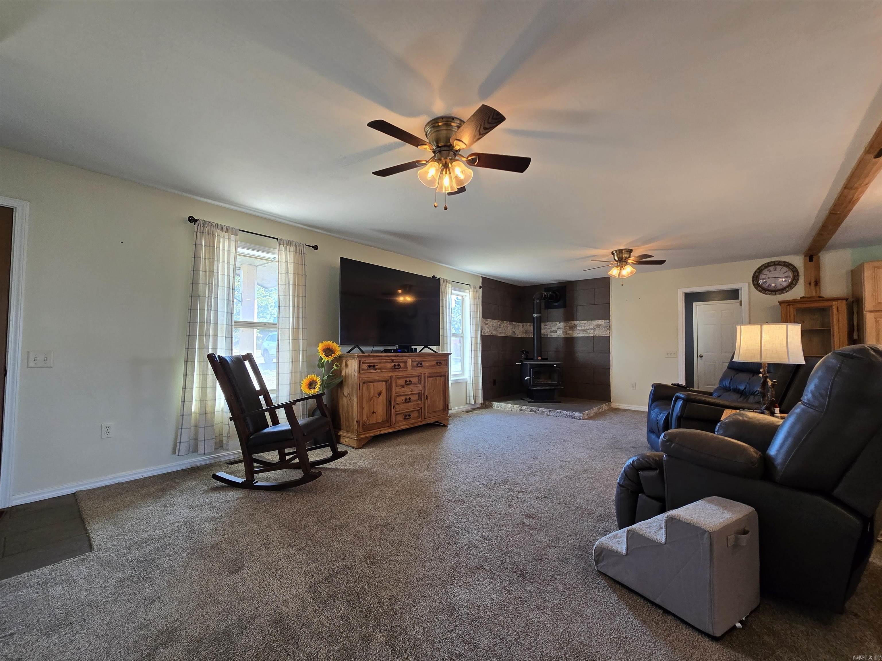 5776 HWY 14 N  Yellville, AR