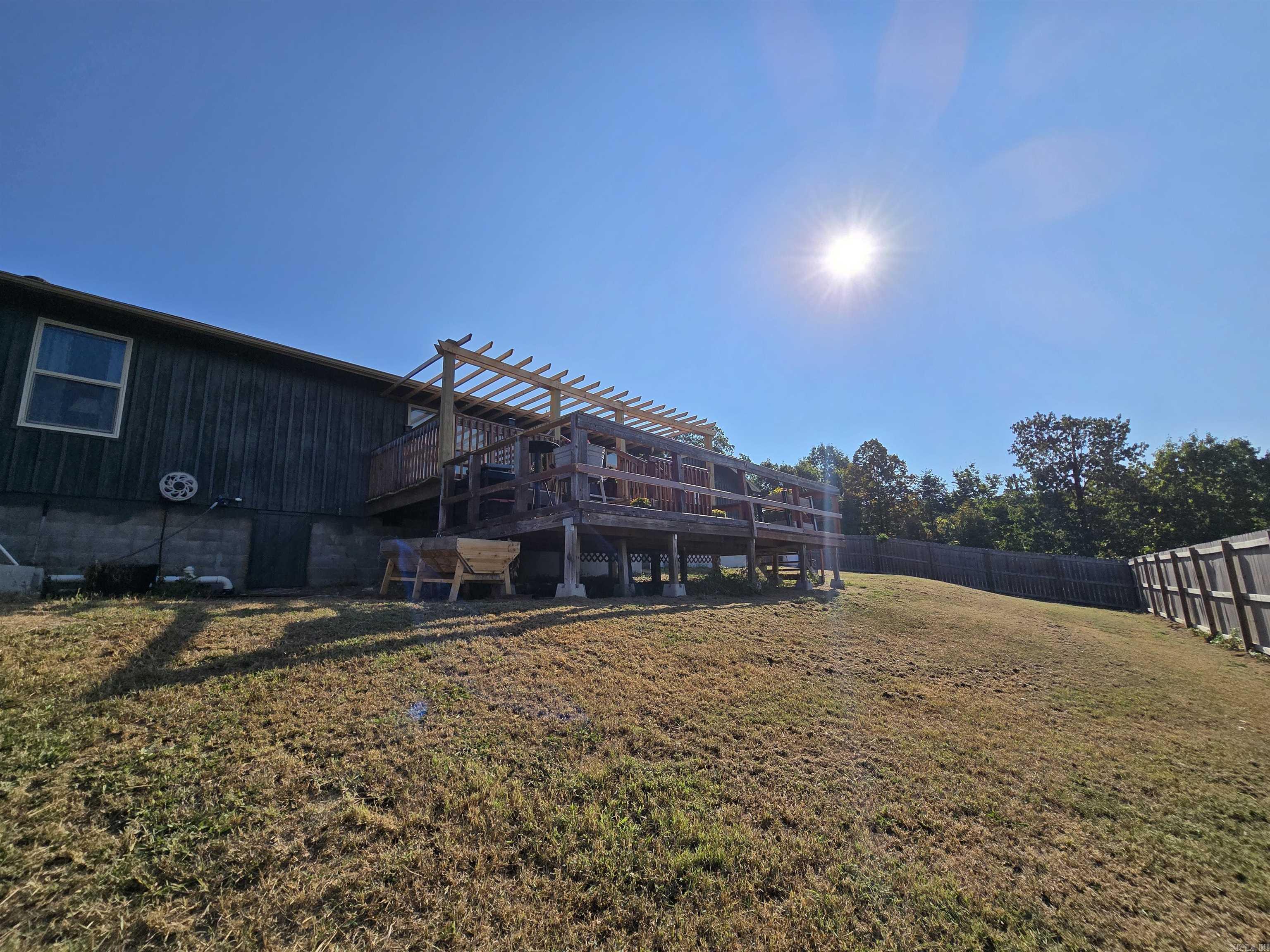 5776 HWY 14 N  Yellville, AR