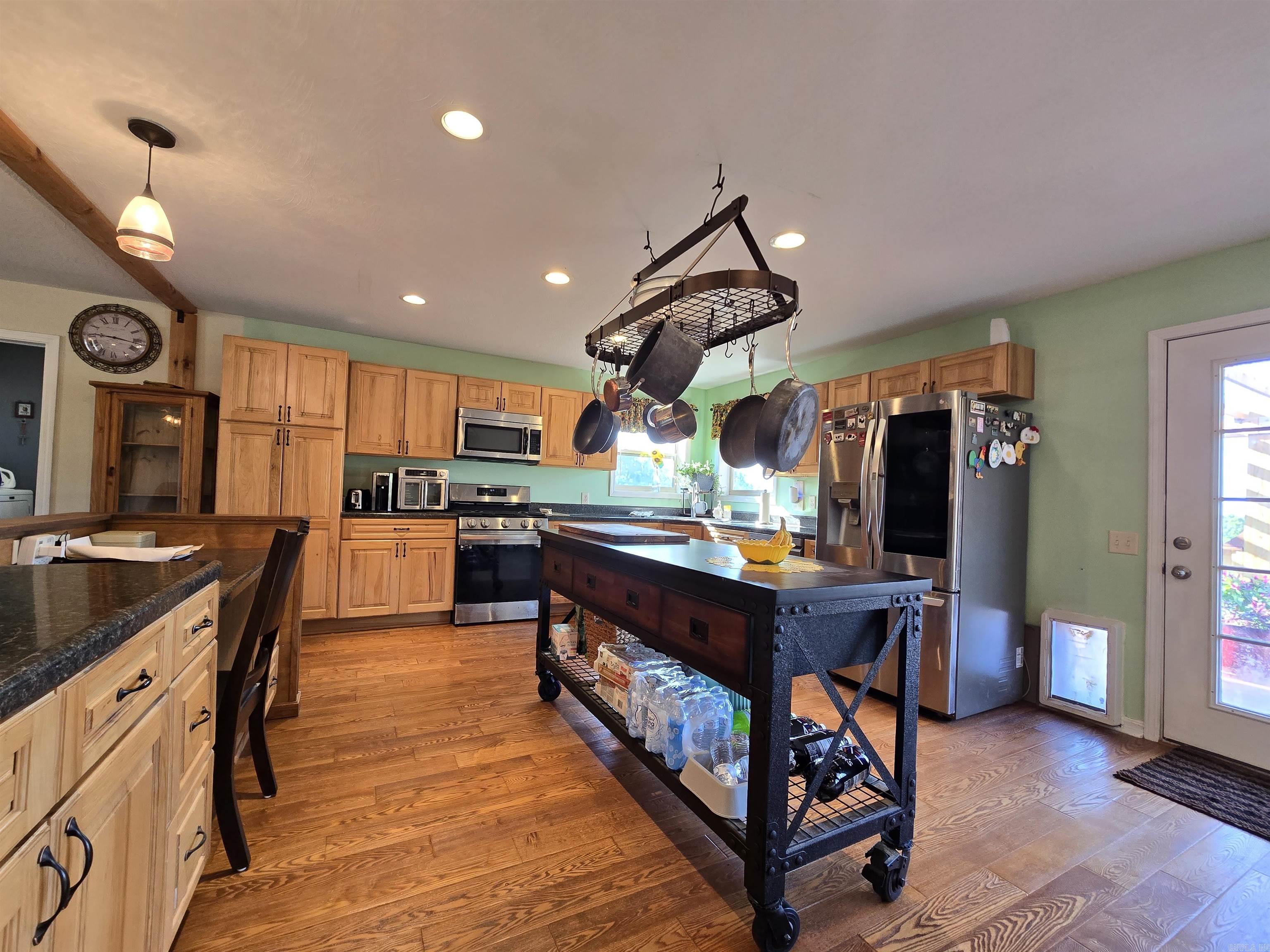 5776 HWY 14 N  Yellville, AR