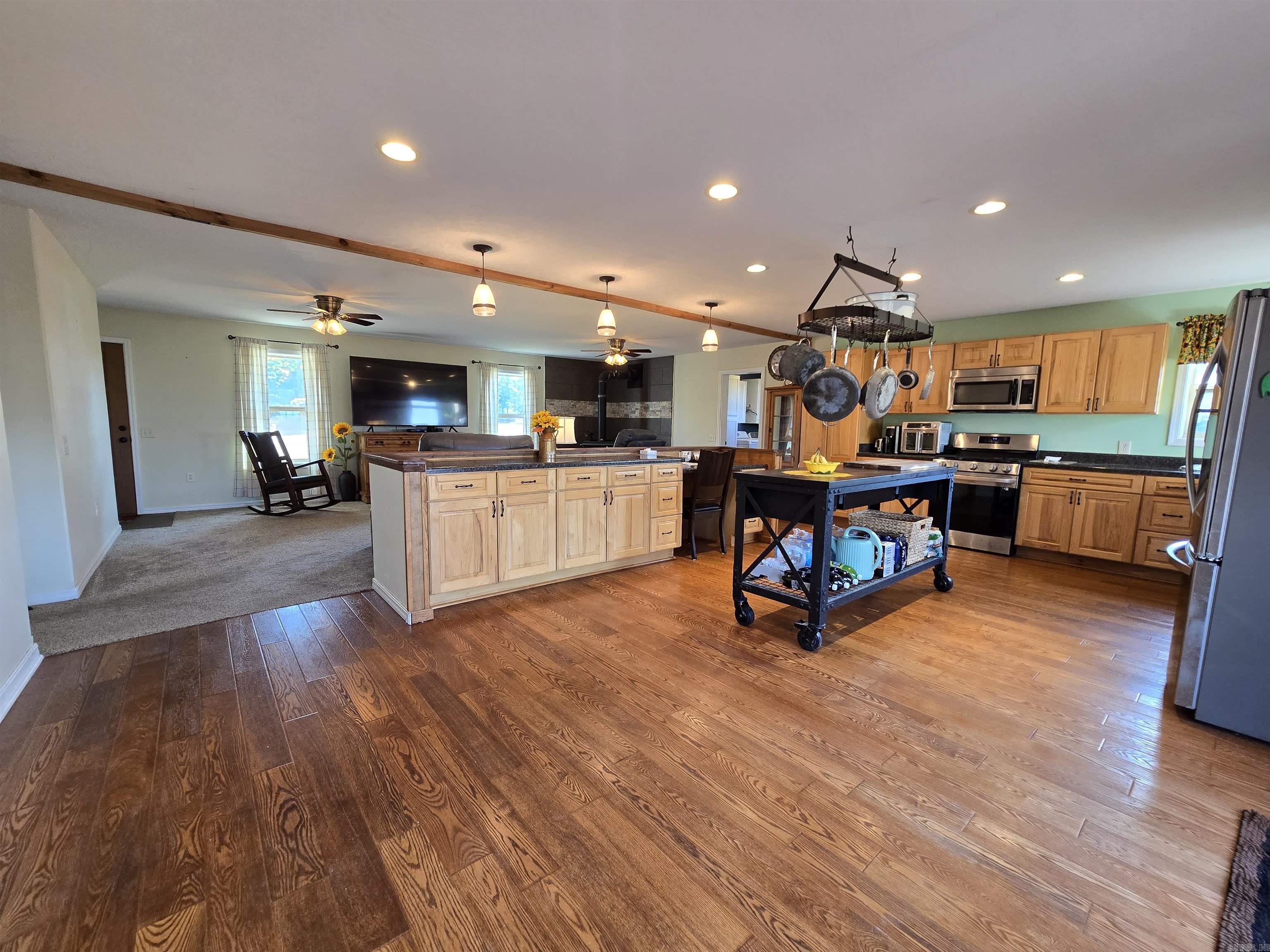 5776 HWY 14 N  Yellville, AR