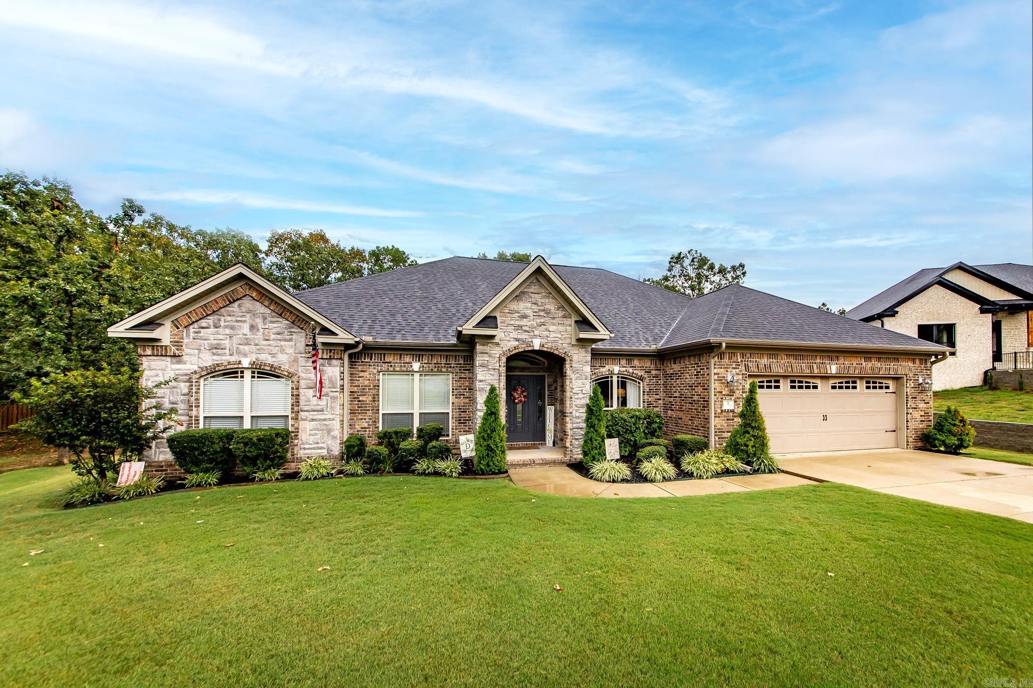 15 Hickory Circle