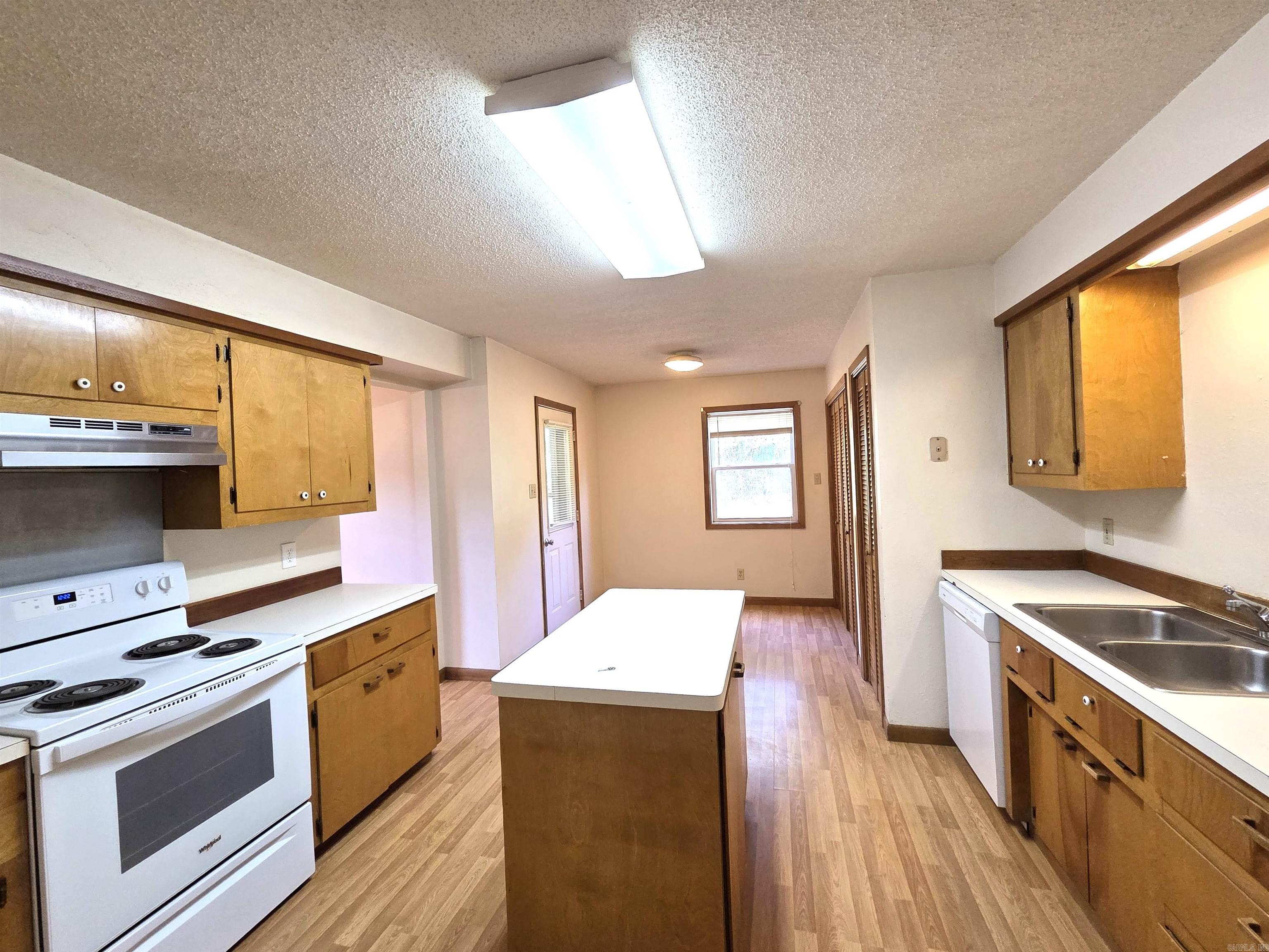 8296 AR 66  Timbo, AR