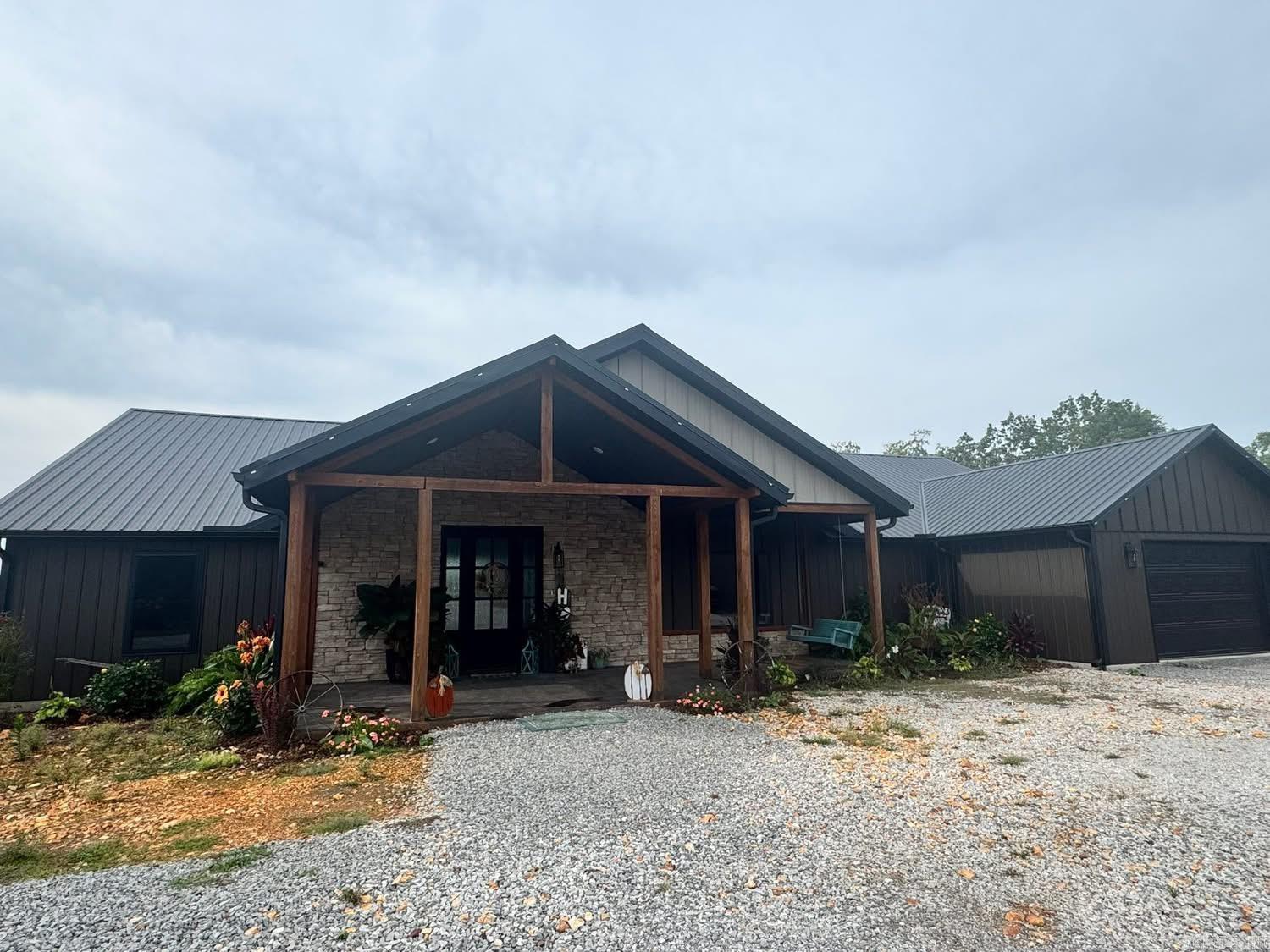 90 Mitchell  Batesville, AR