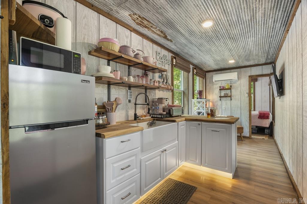 232 NC 2910  Marble Falls, AR