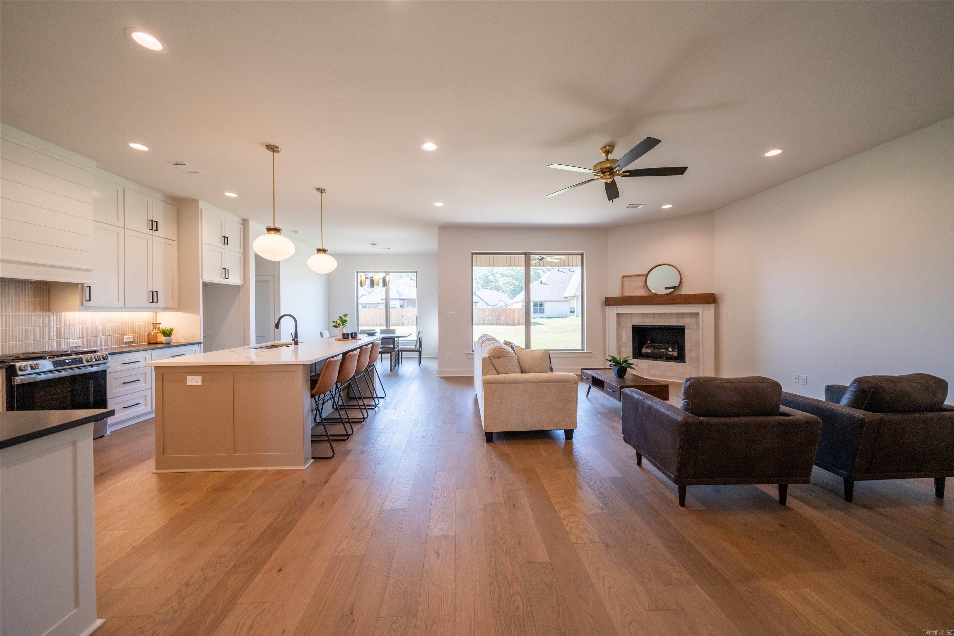 70 Corniche  Maumelle, AR