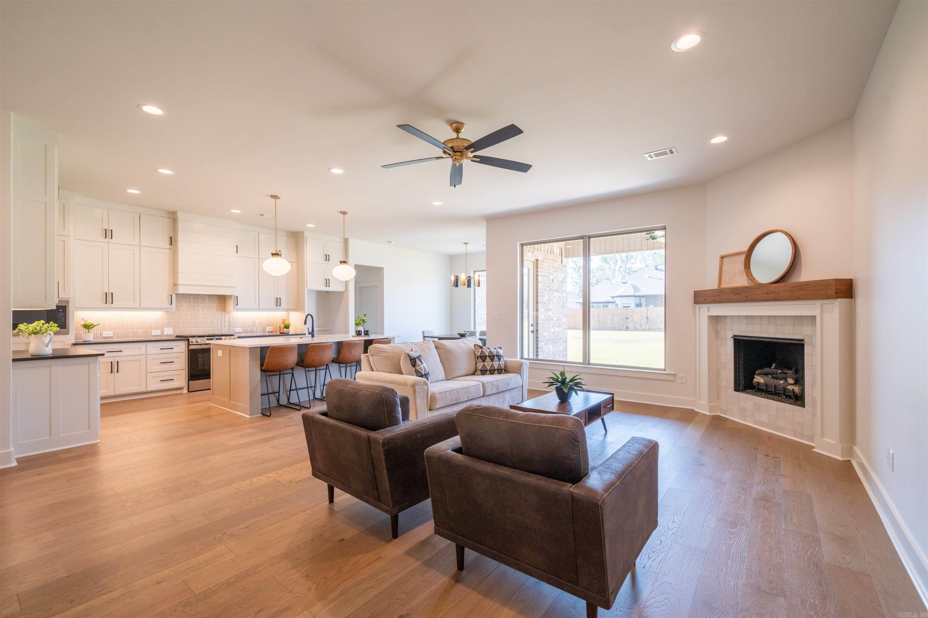 70 Corniche  Maumelle, AR