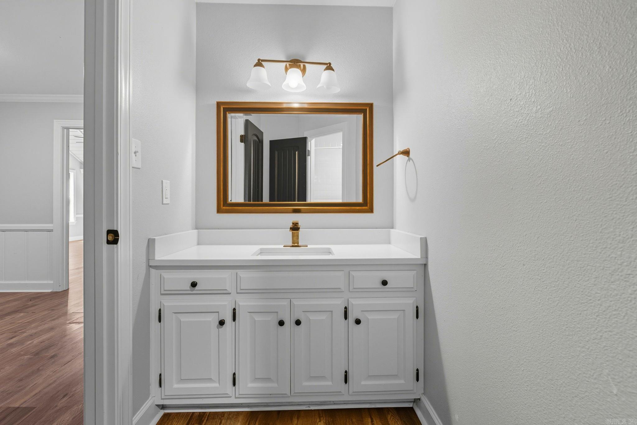 2521 Grapevine  Little Rock, AR