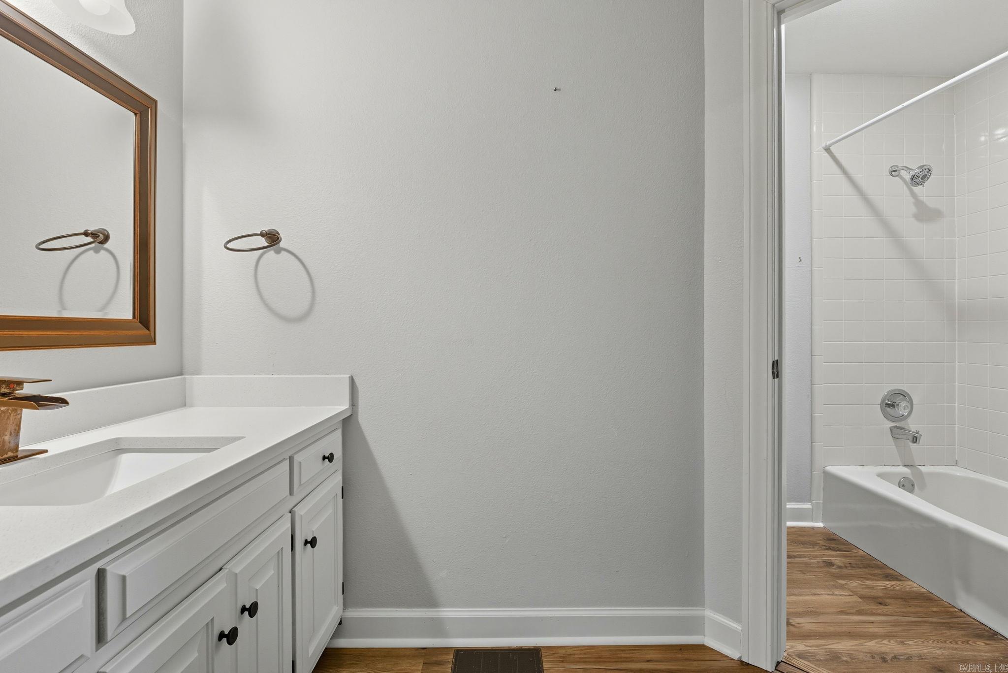 2521 Grapevine  Little Rock, AR
