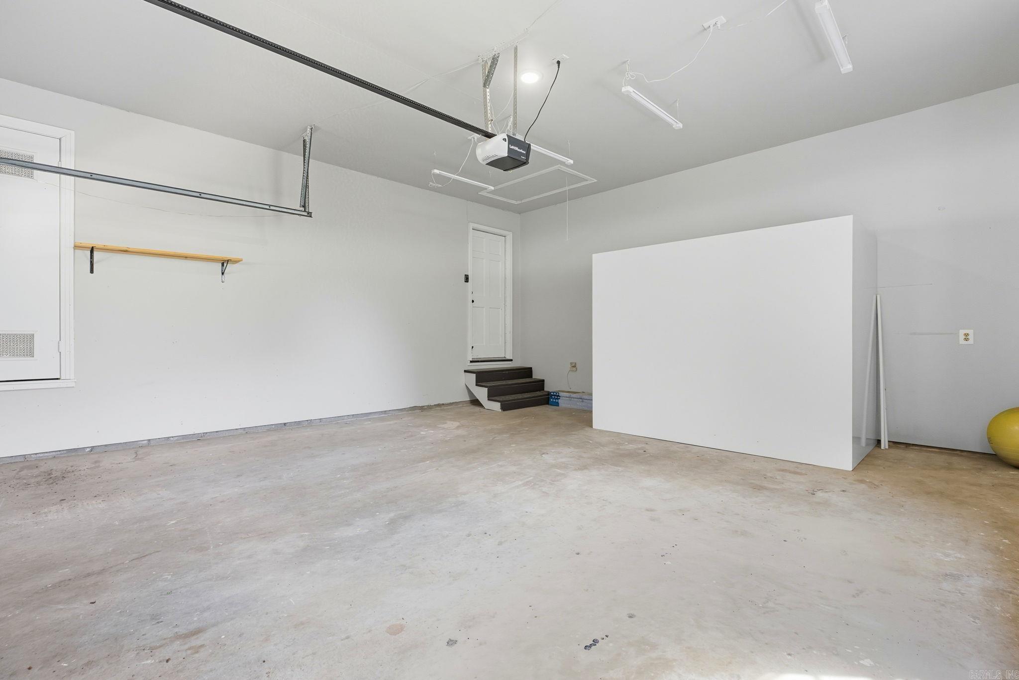 2521 Grapevine  Little Rock, AR
