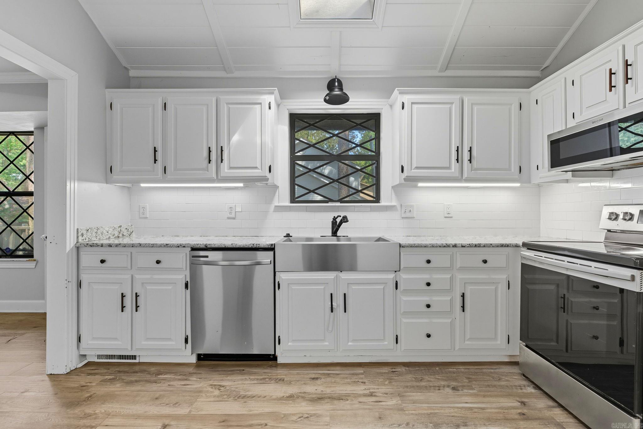 2521 Grapevine  Little Rock, AR