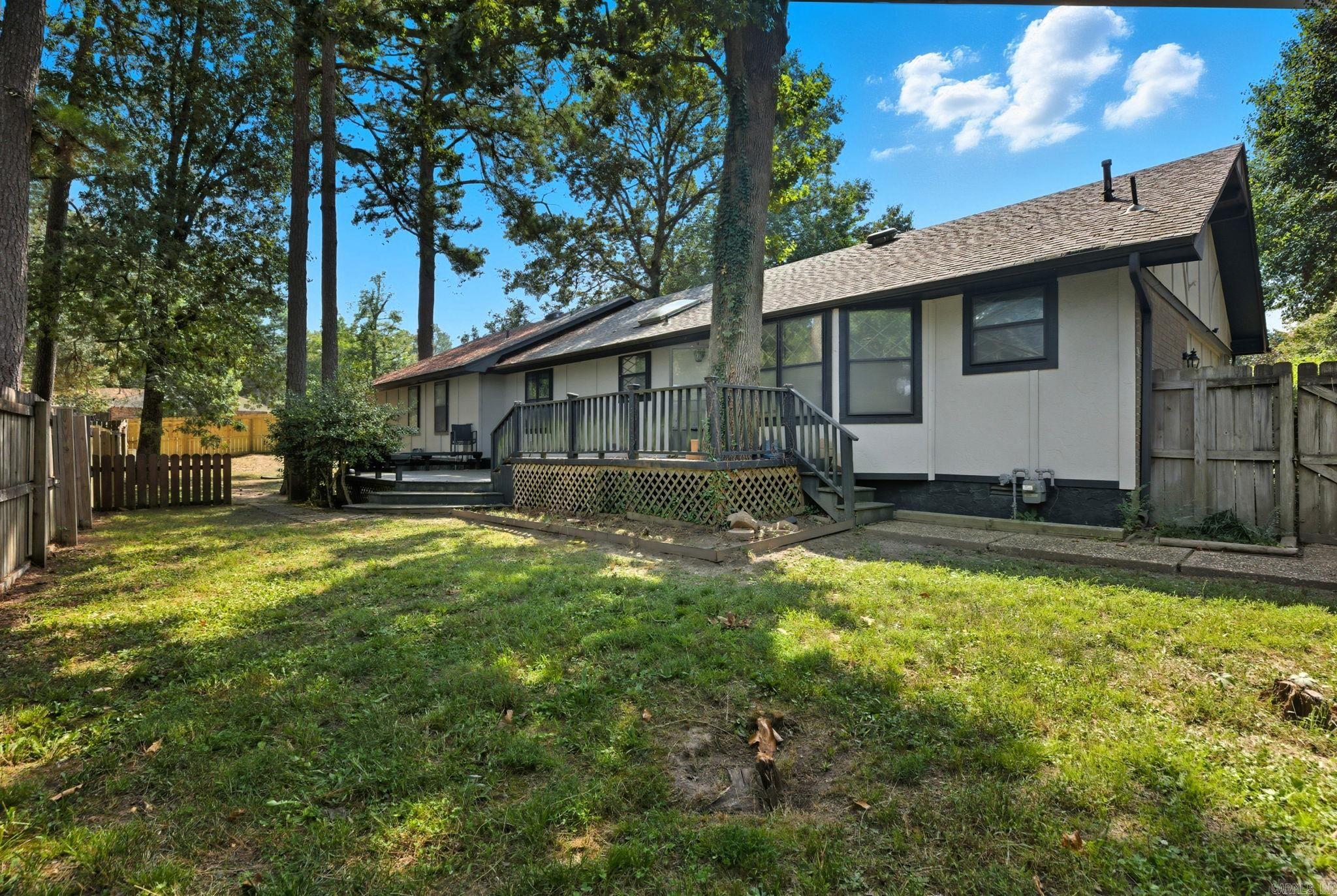 2521 Grapevine  Little Rock, AR
