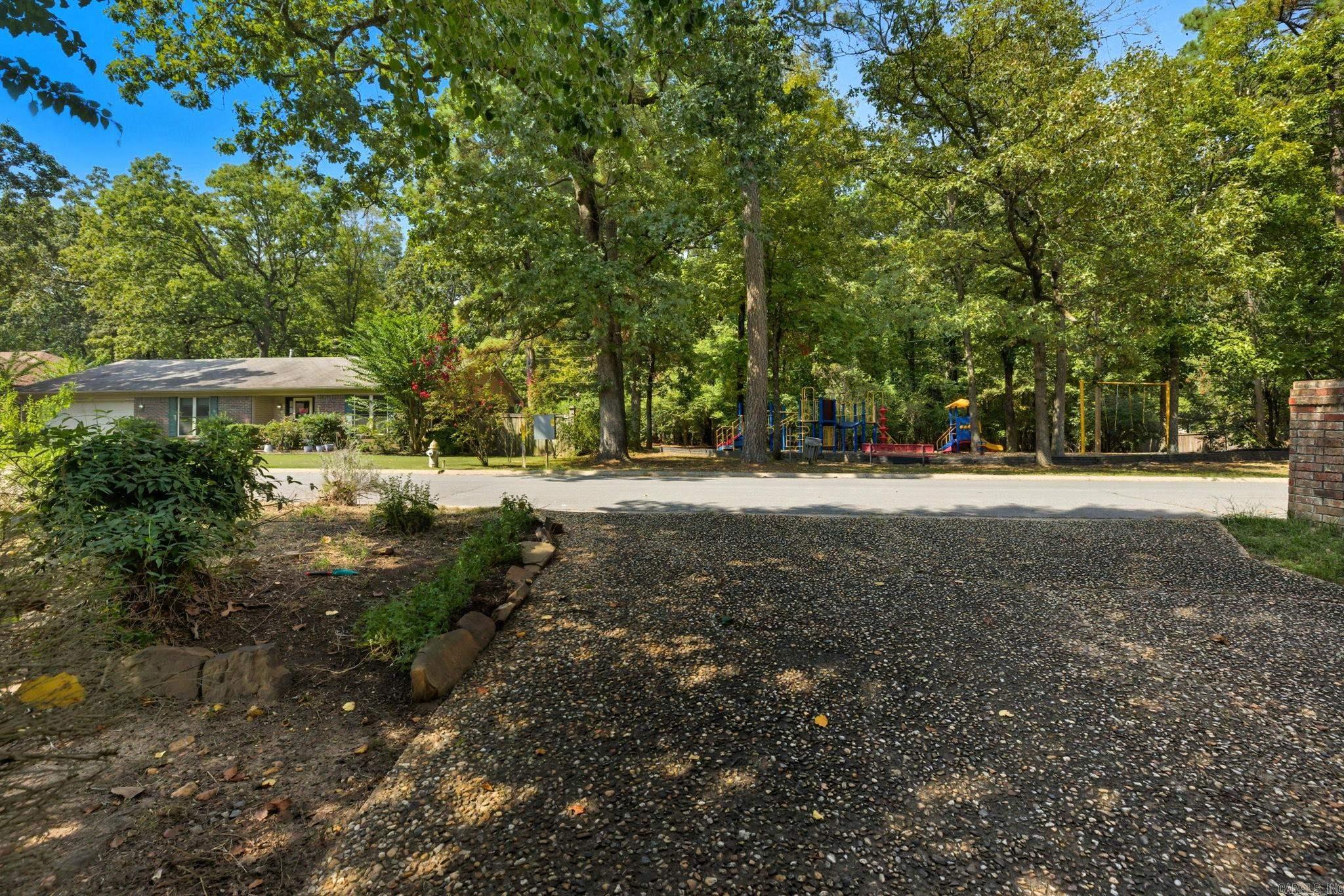 2521 Grapevine  Little Rock, AR