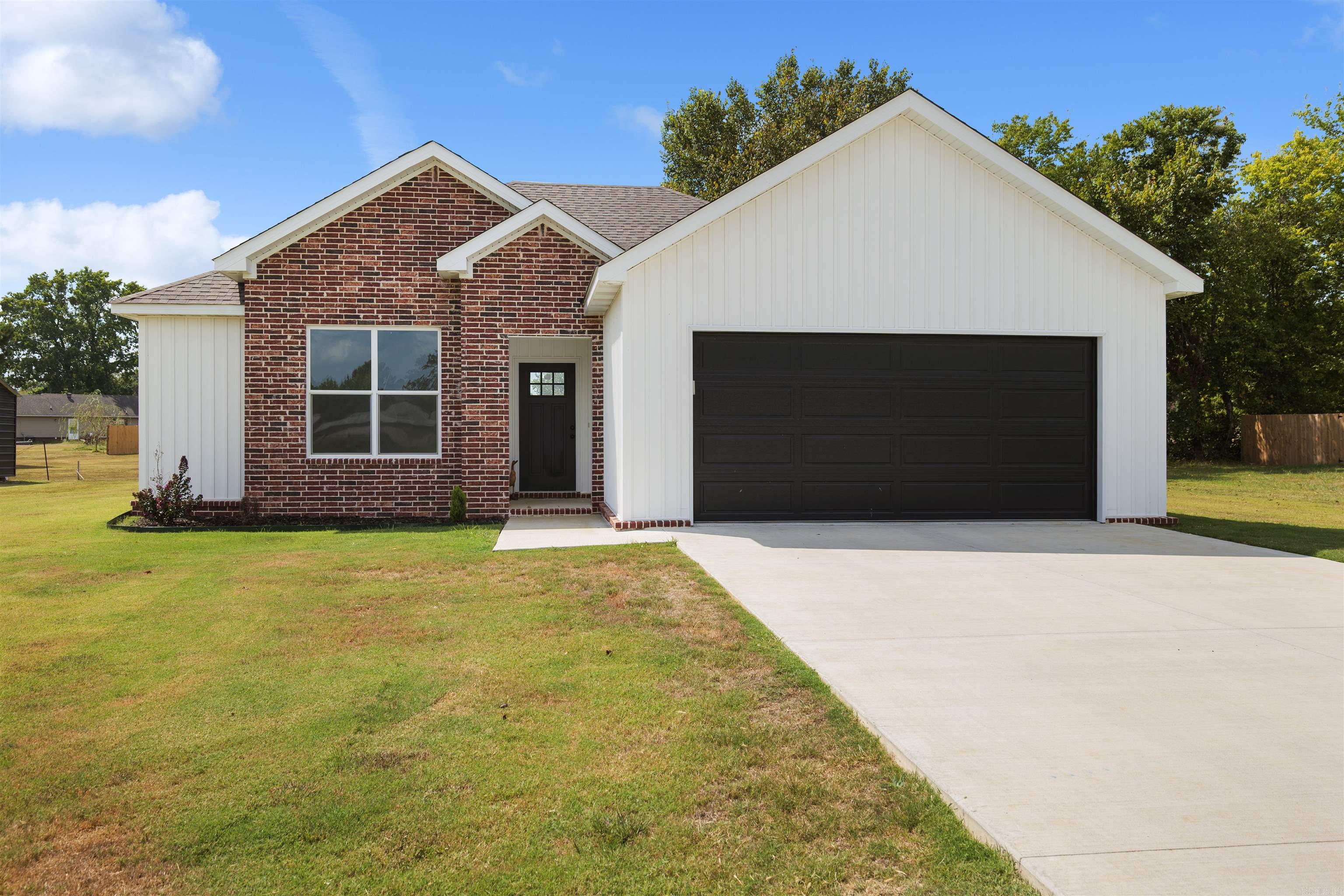 170 Granny Jean Ln  Paragould, AR